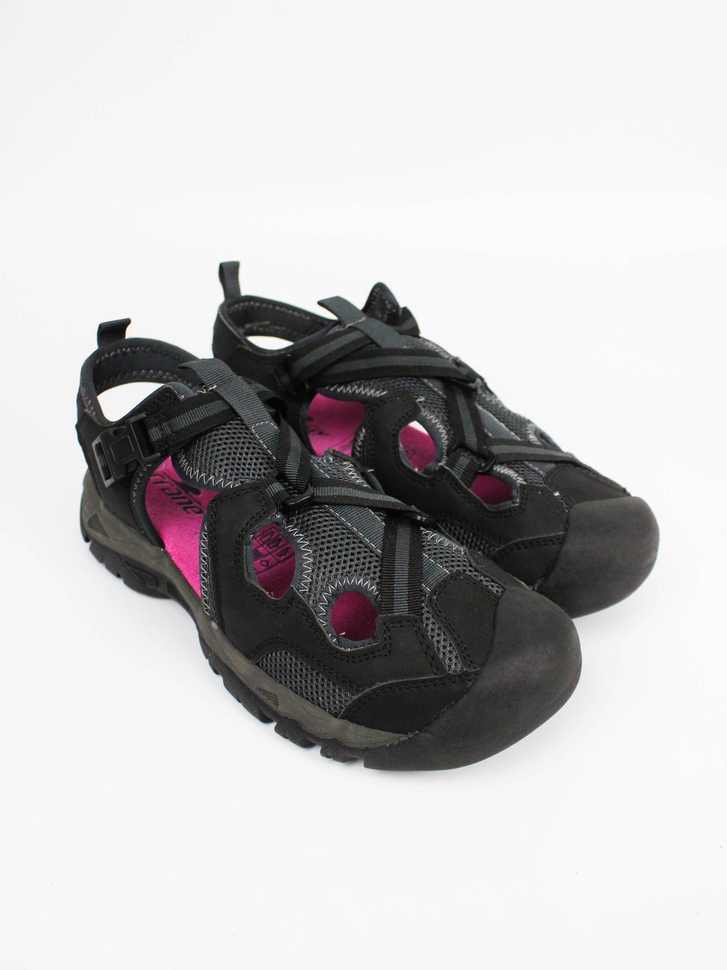 Crane Outdoor Sandals