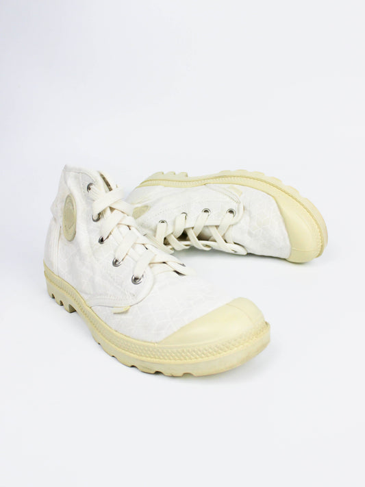 Palladium Pampa Hi White Canvas Boots