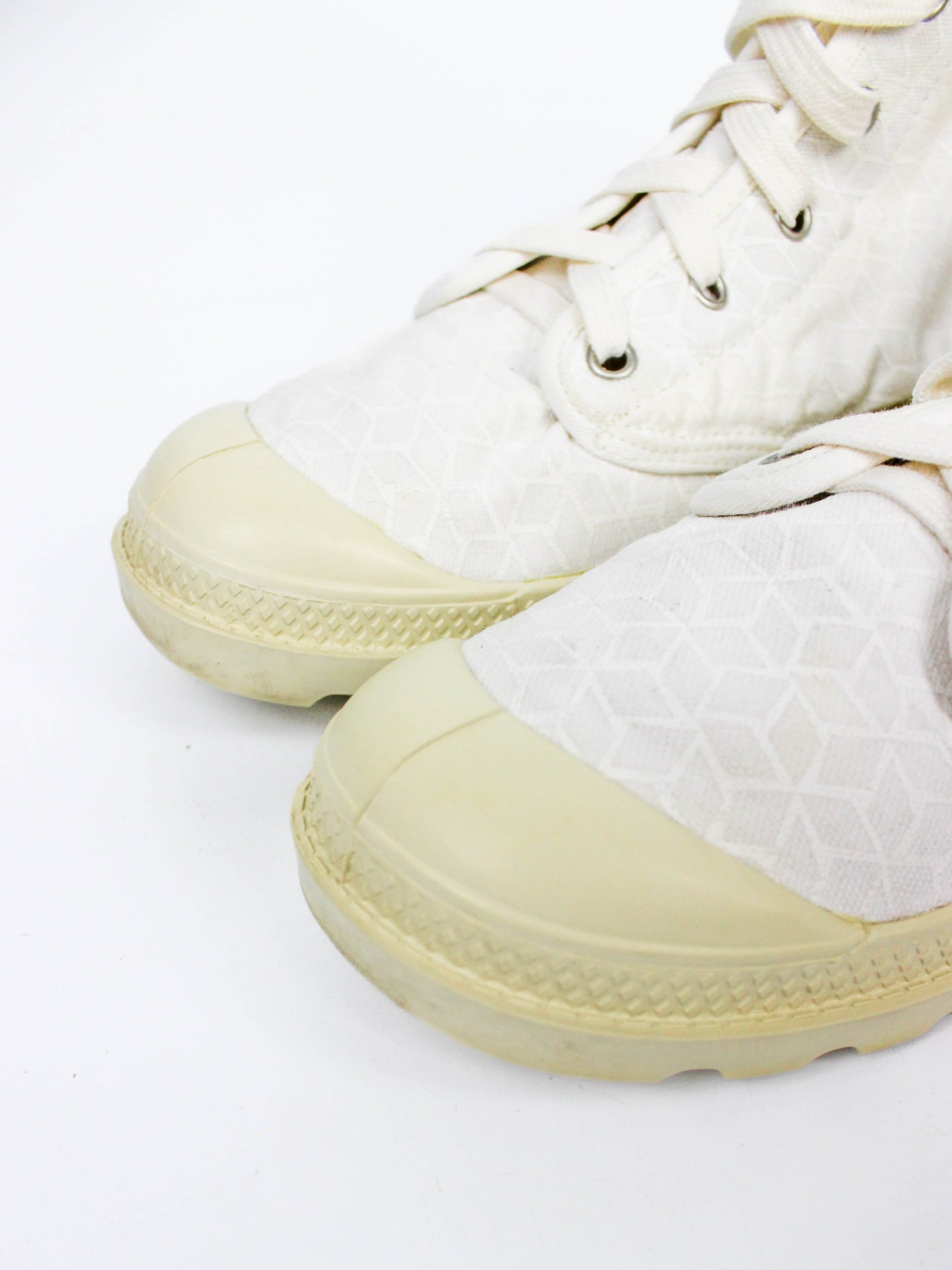 Palladium Pampa Hi White Canvas Boots