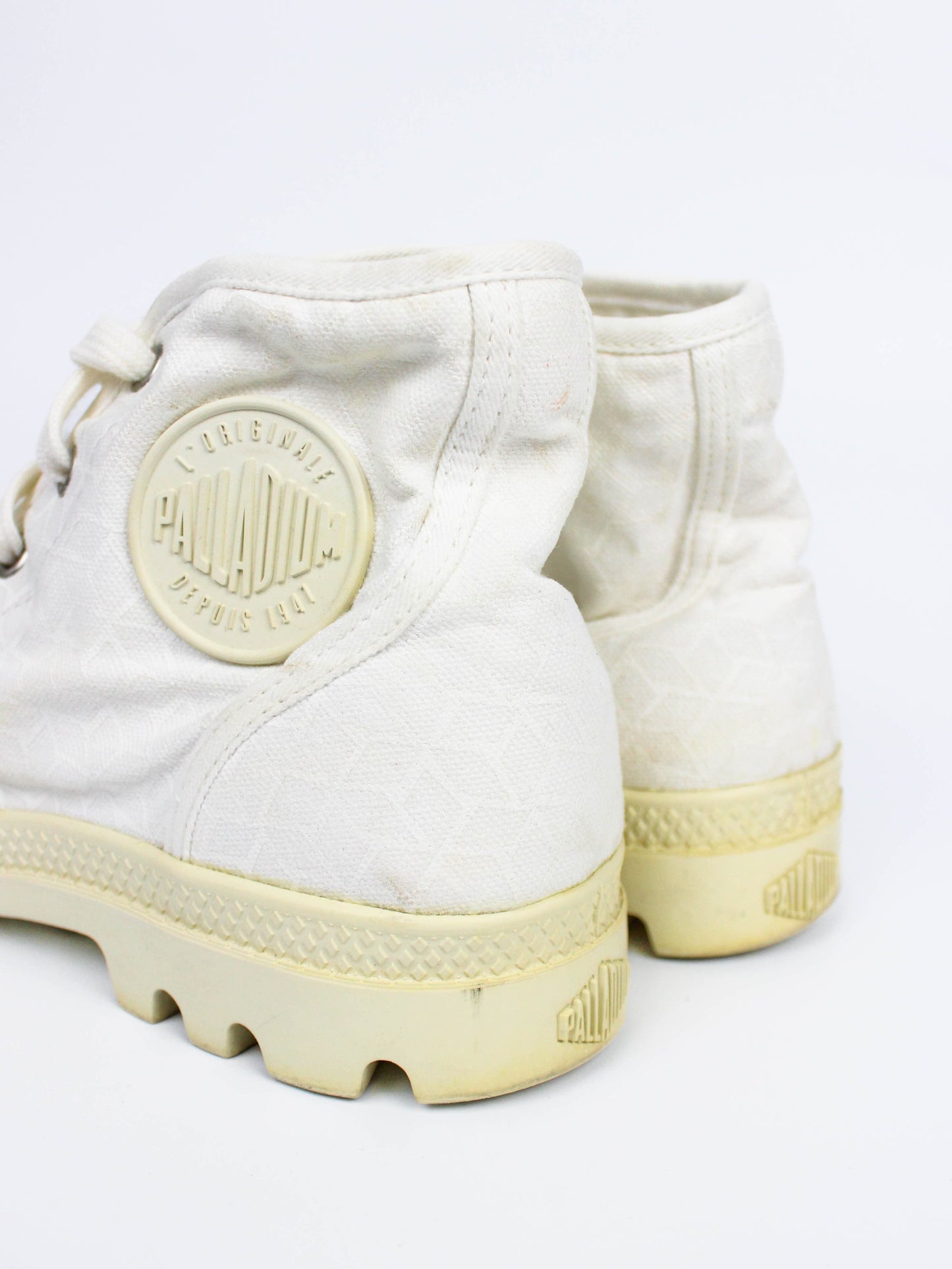 Palladium Pampa Hi White Canvas Boots