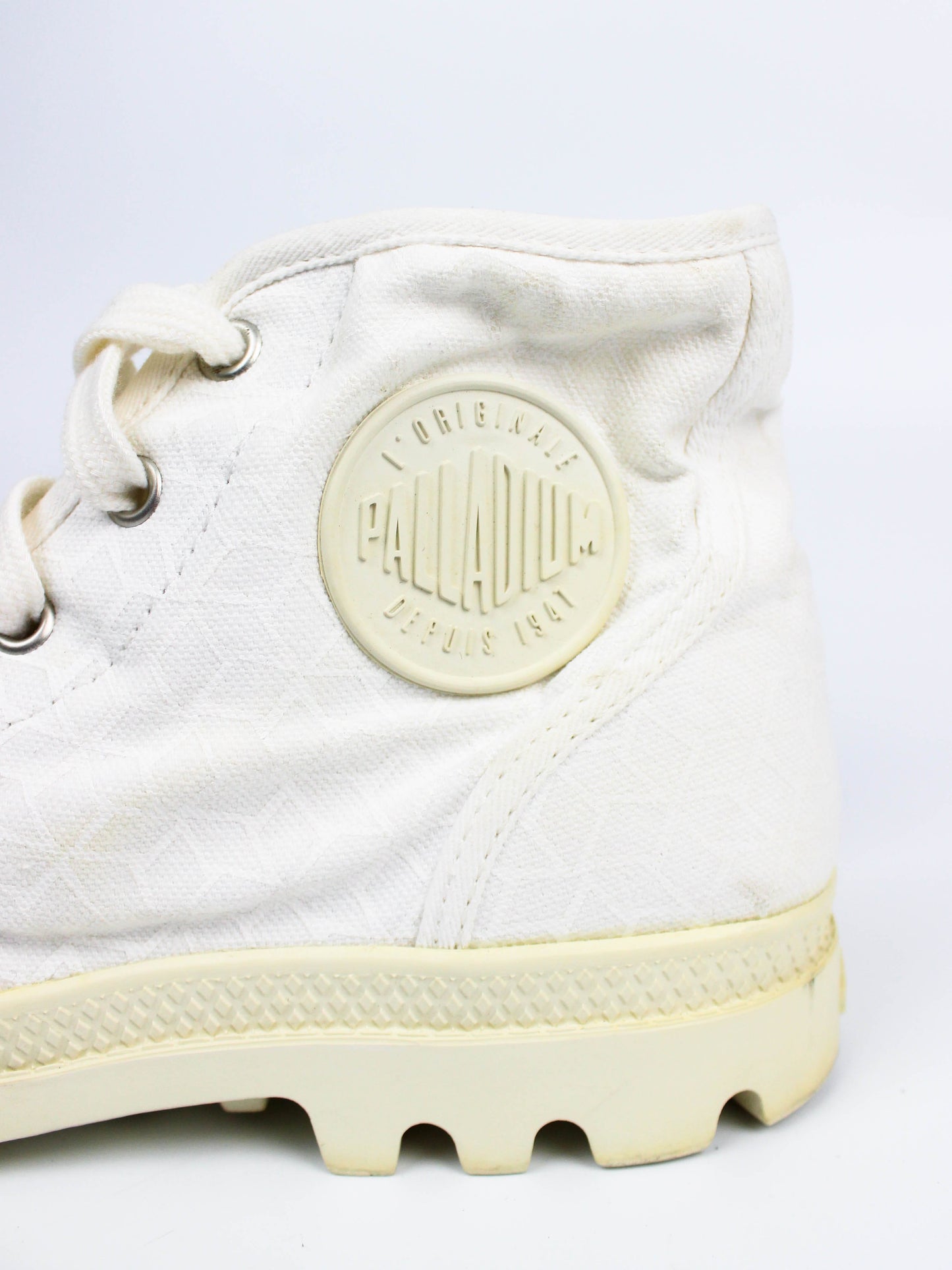 Palladium Pampa Hi White Canvas Boots