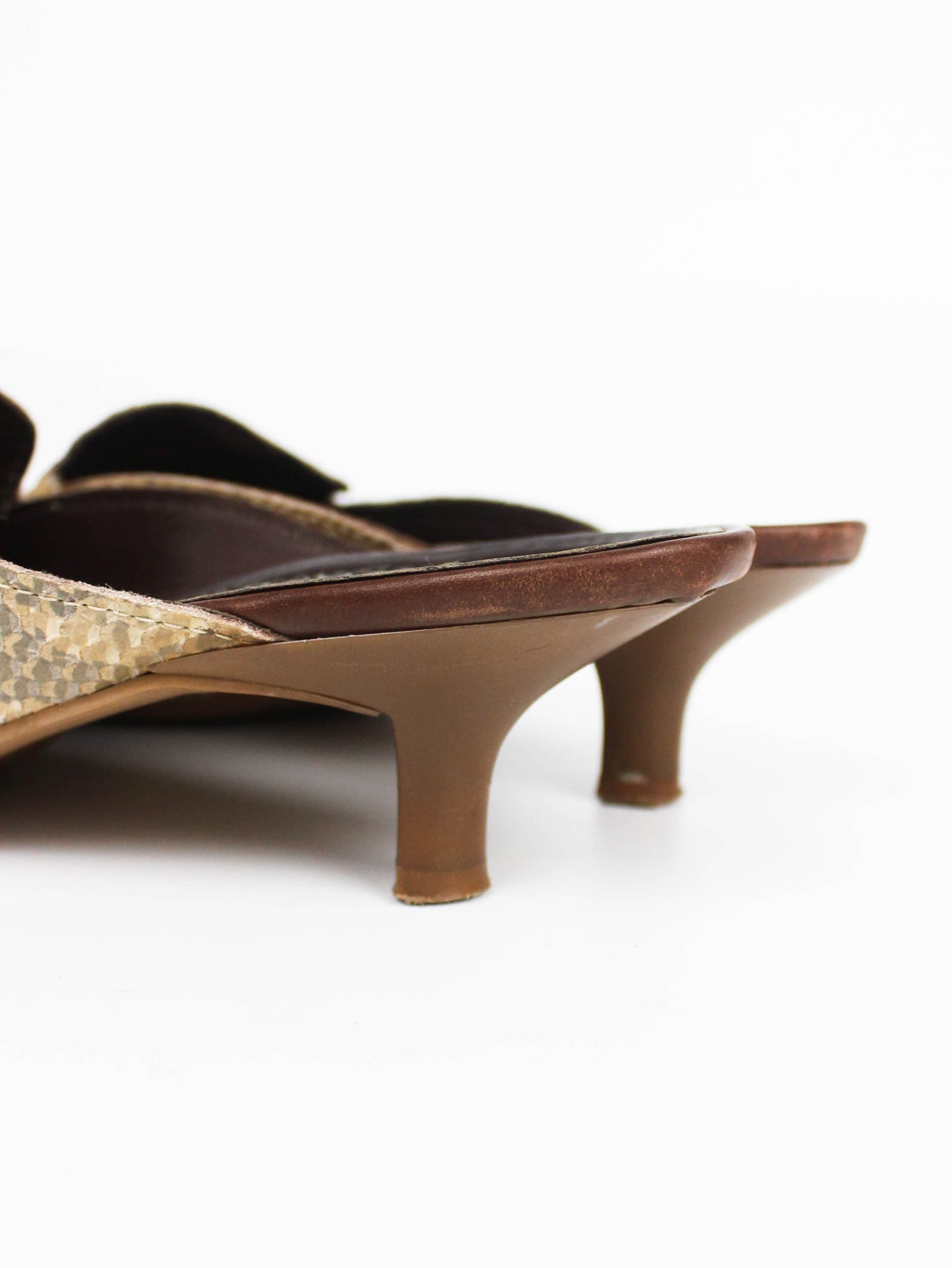 Globus Shoes Woven Leather Mules
