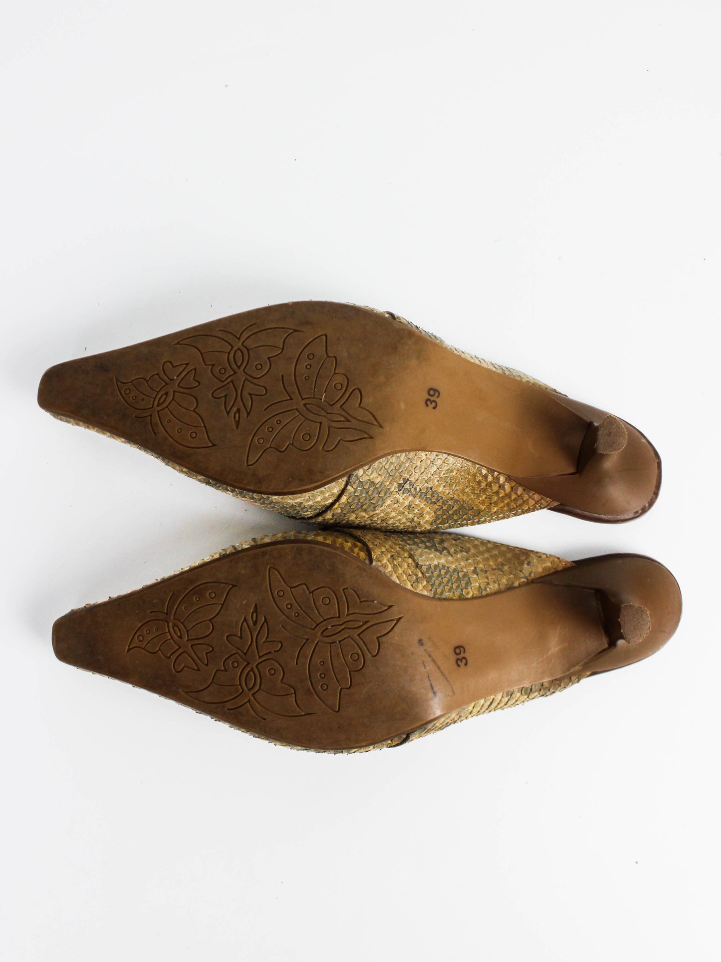 Globus Shoes Woven Leather Mules
