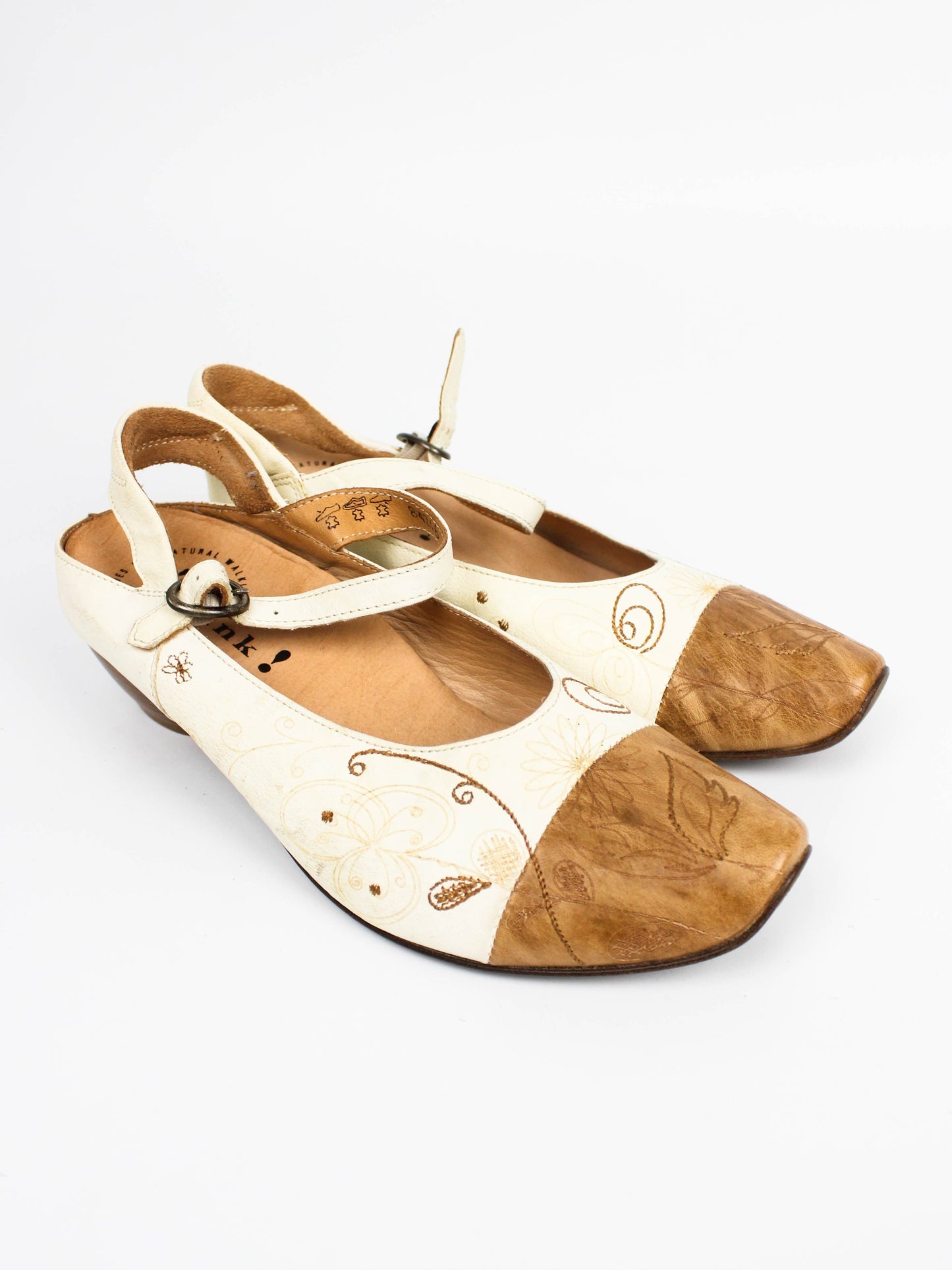 Think! Cream Floral Leather Mary Jane Shoes