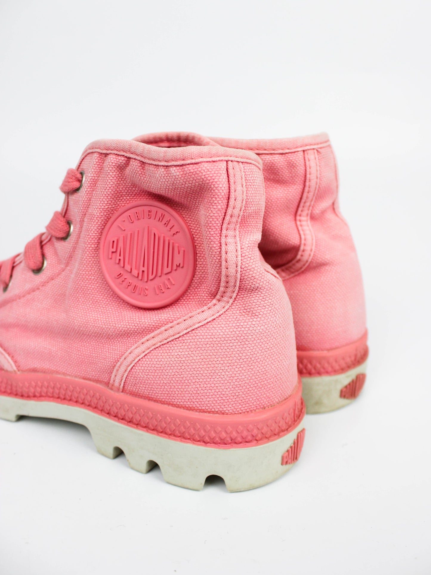 Palladium Pampa Hi Pink Canvas Boots