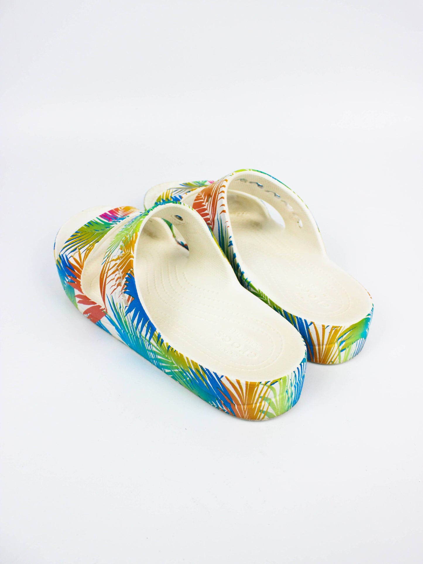 Crocs Baya Platform Tropical/White Print Clogs