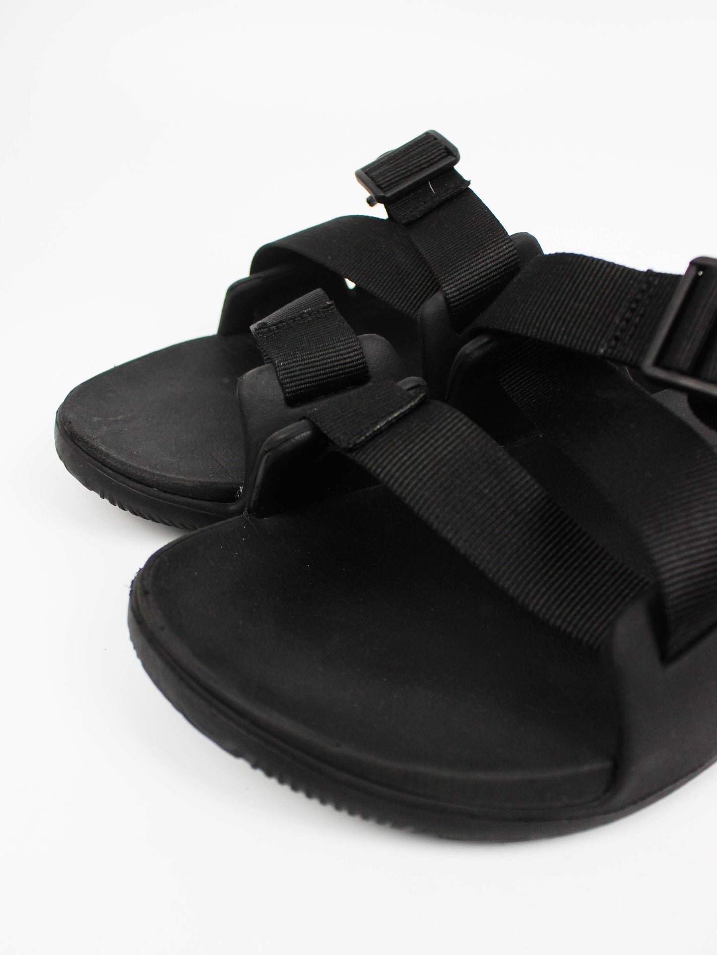 Chaco Chillos Slide