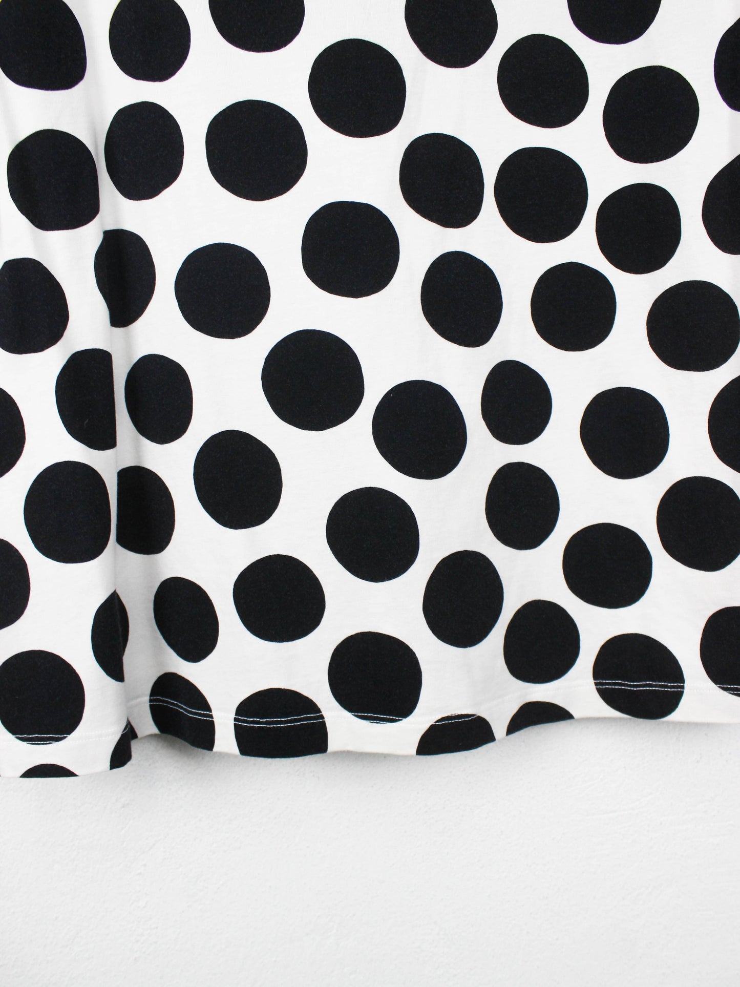 Футболка Marimekko x Uniqlo в горошок