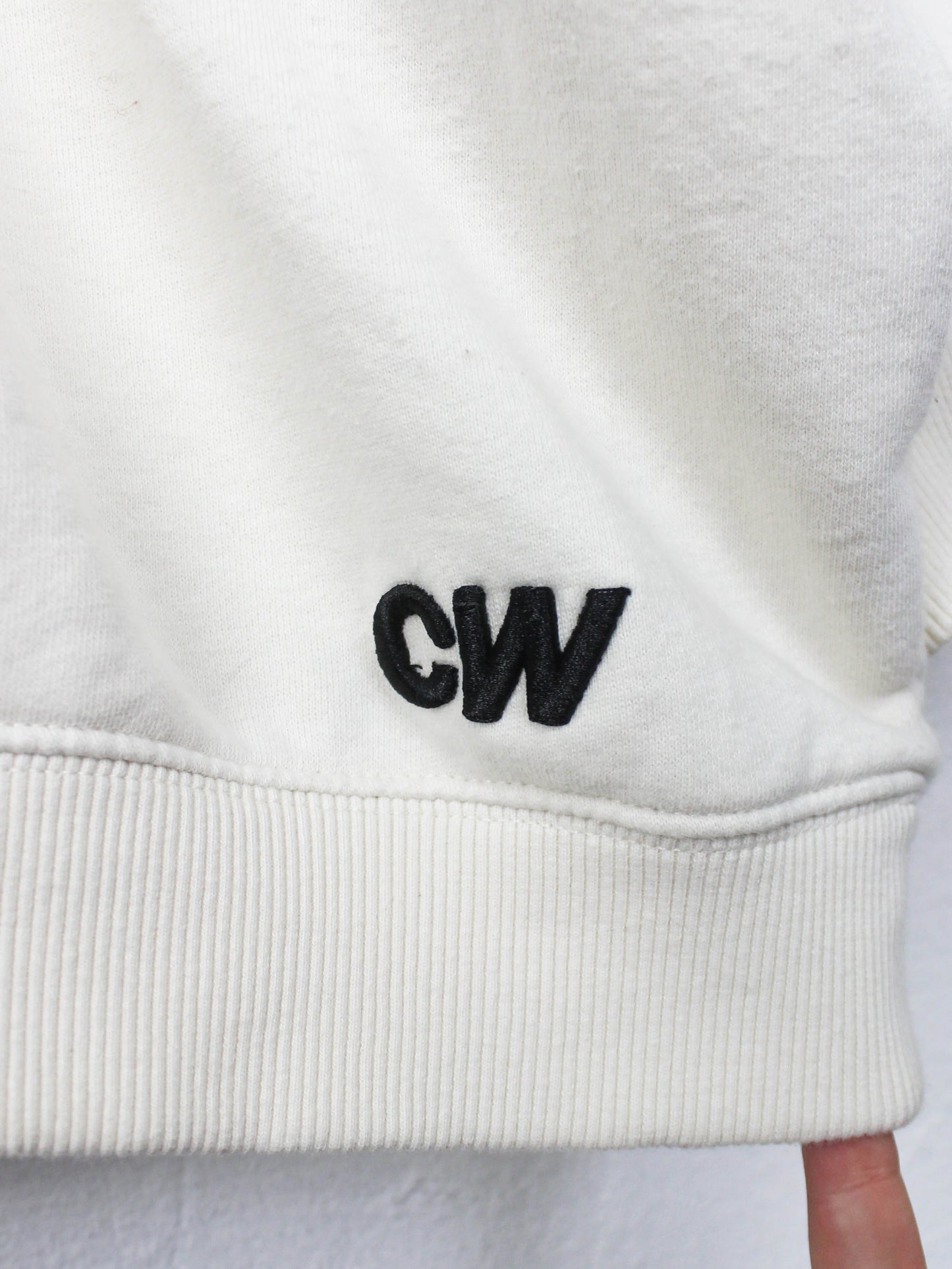 Світшот Carven Wester із вишивкою коника