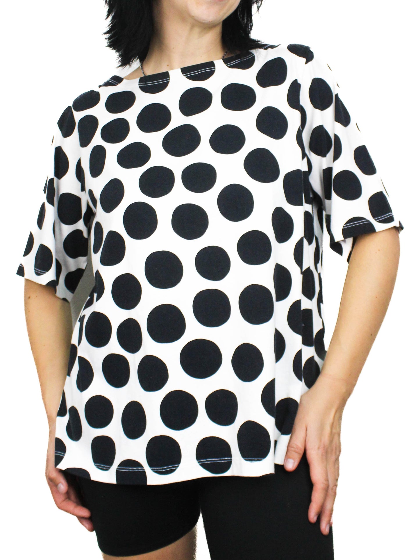 Футболка Marimekko x Uniqlo в горошок
