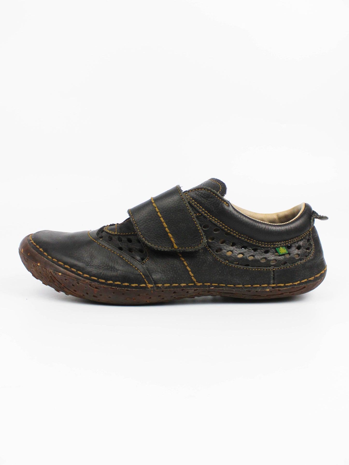El Naturalista Leather Comfort Shoes