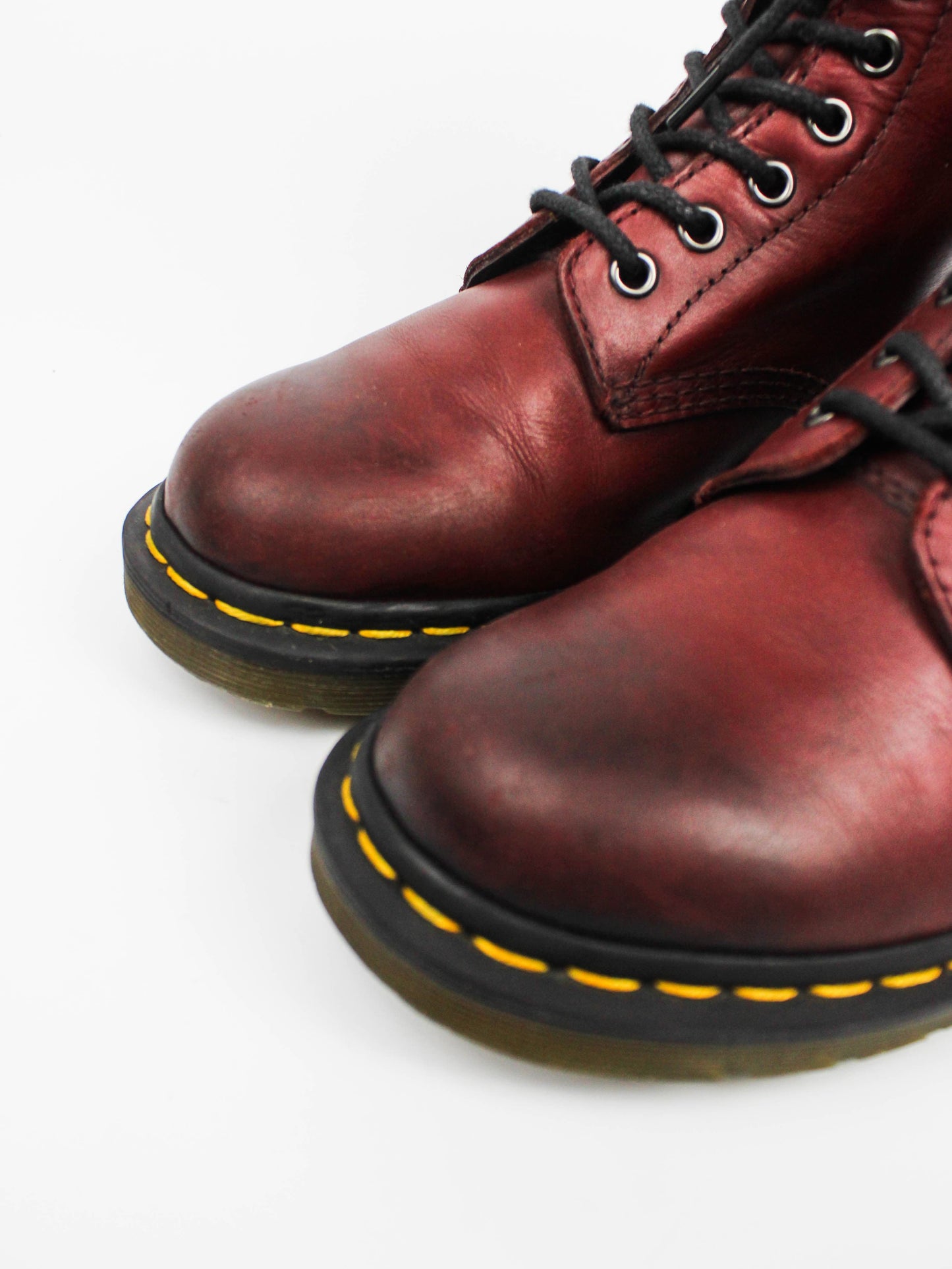 Dr. Martens 1460 Cherry Red
