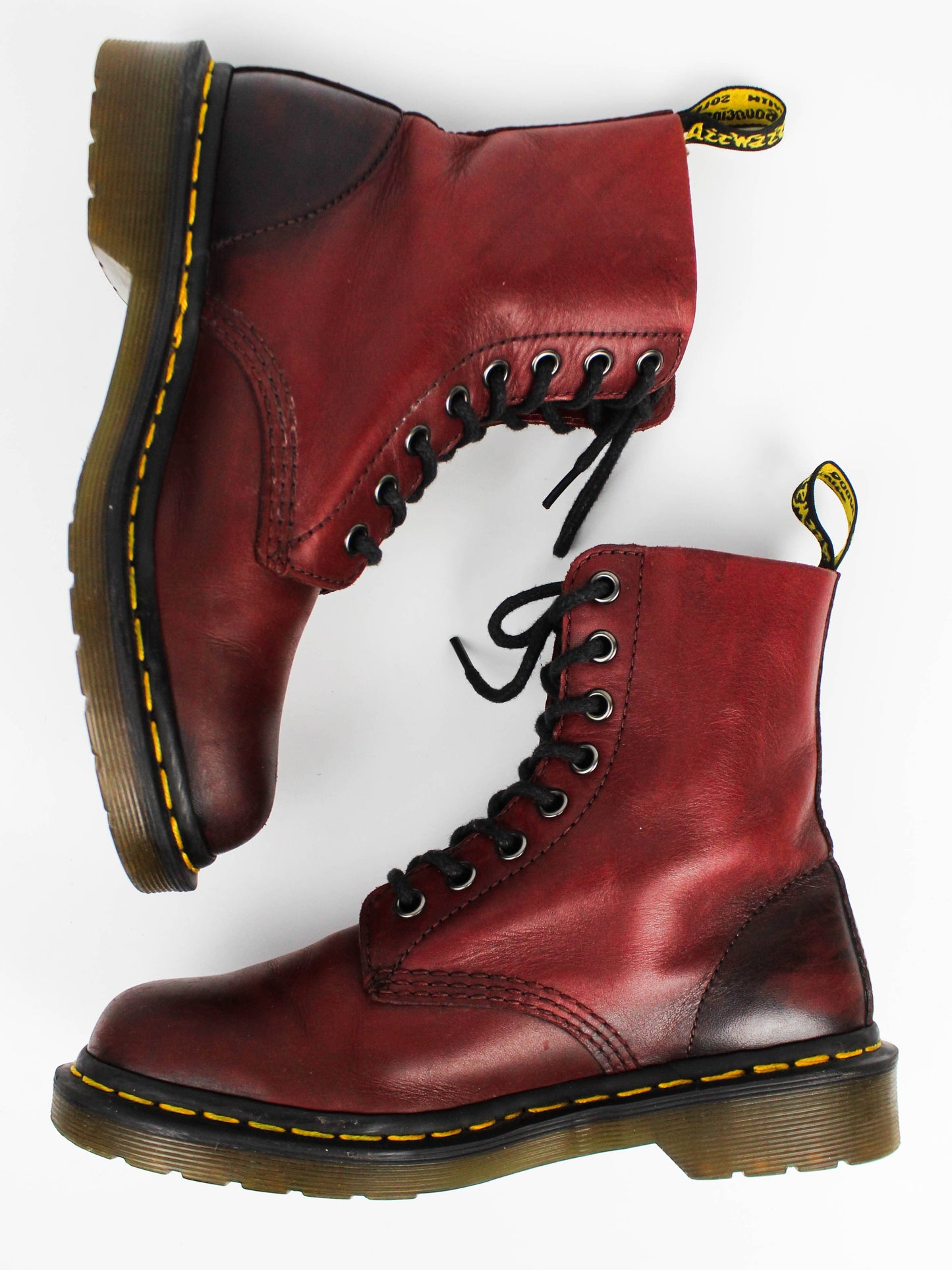 Dr. Martens 1460 Cherry Red