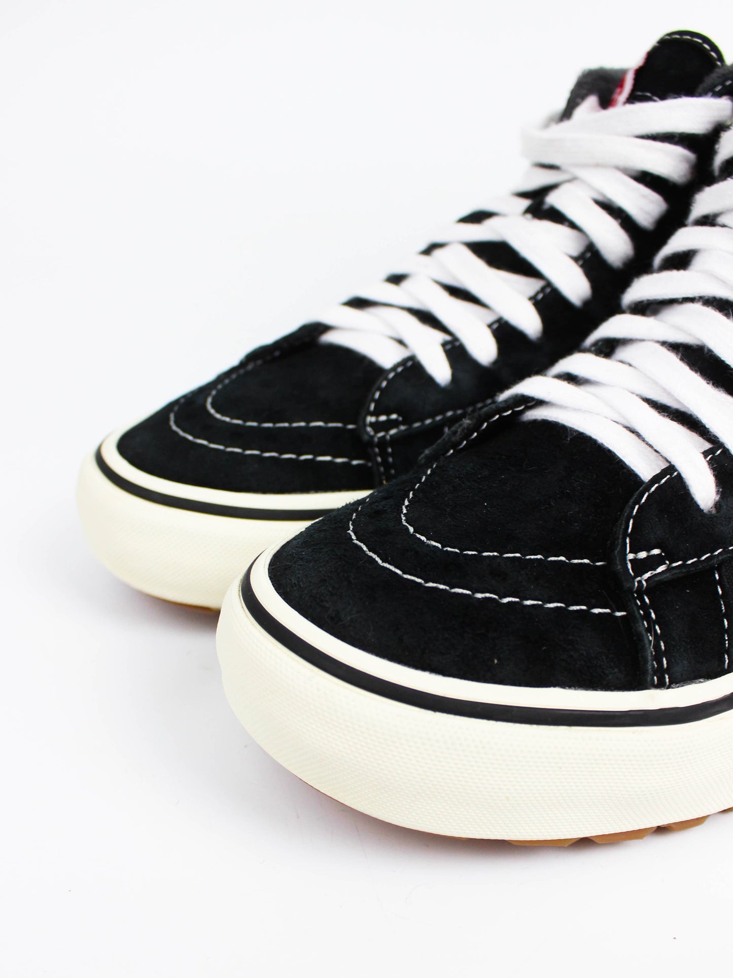 Vans Sk8-Hi MTE-1 Black/White