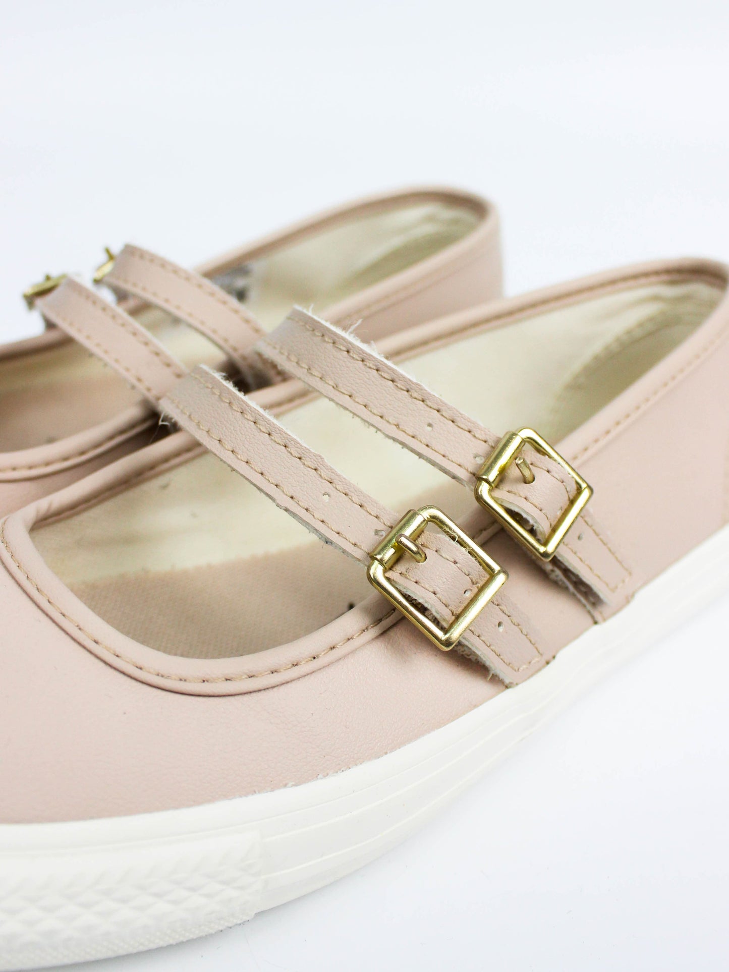 Converse Chuck Taylor All Star Dainty Mary Jane