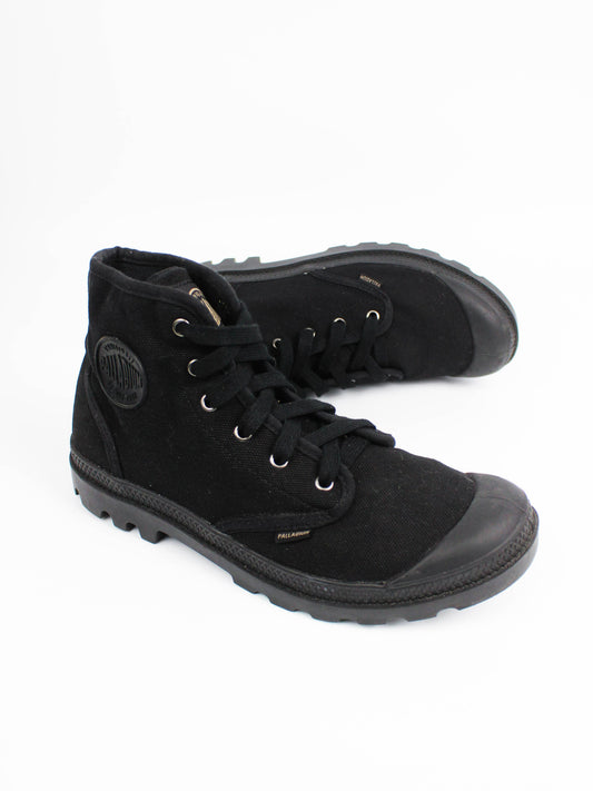Palladium Pampa Hi Black