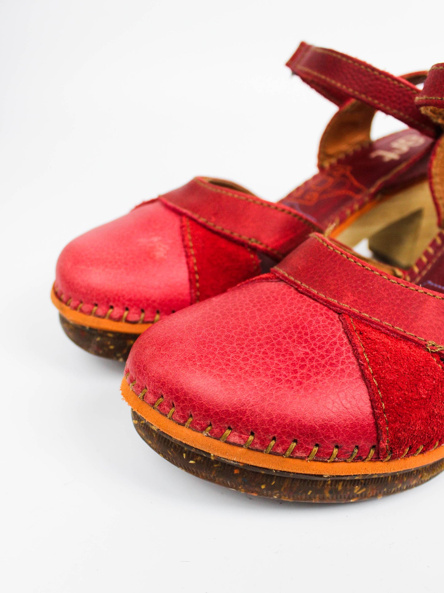 The Art Company Red Leather Heeled Sandals