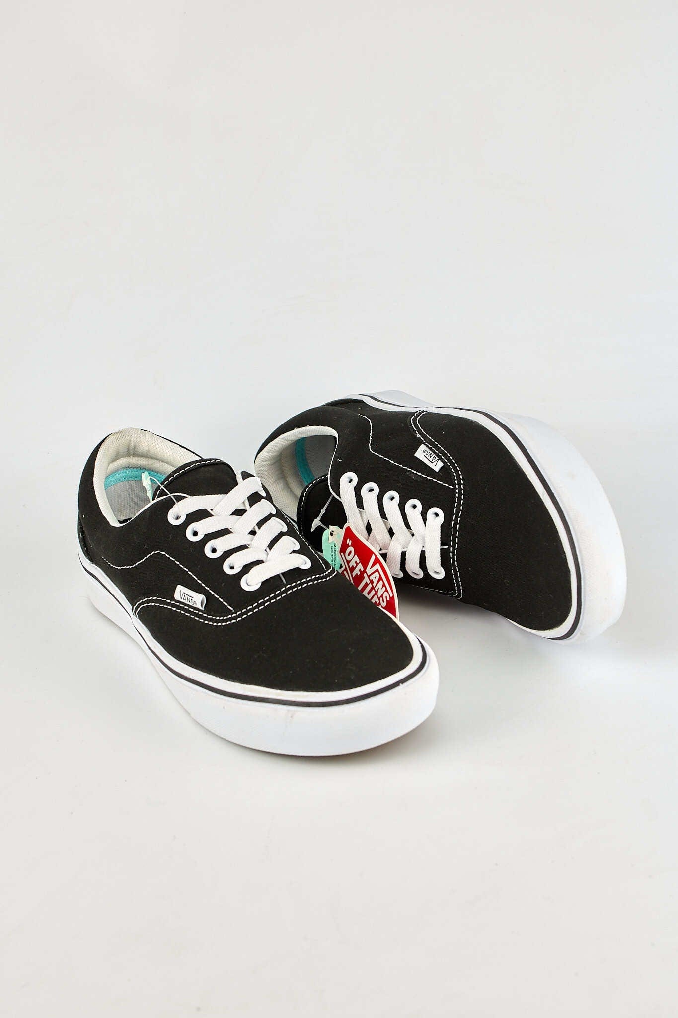 Vans Authentic Black Canvas Comfycush