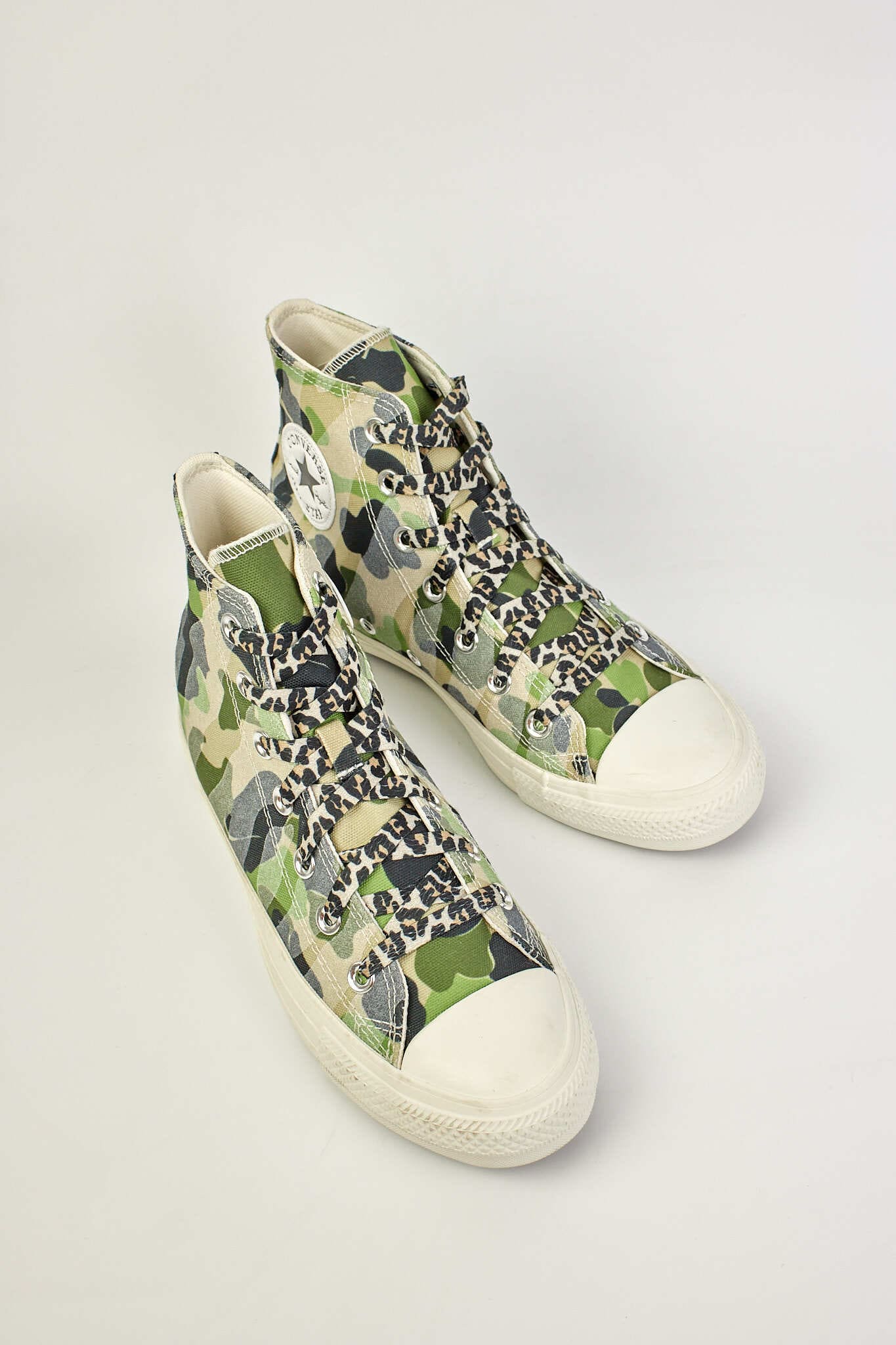 Converse Chuck Taylor Archive Print