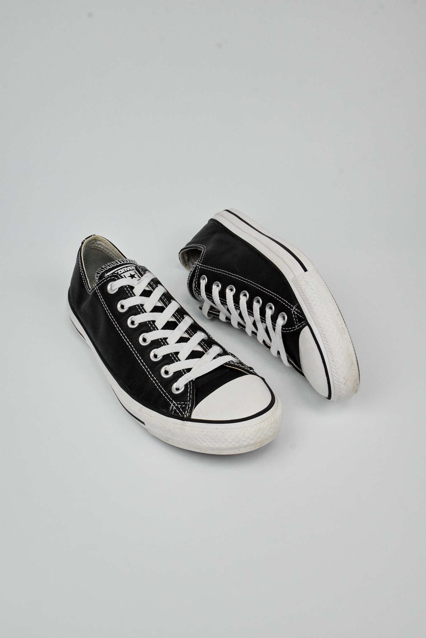 Converse Chuck Taylor Black Leather