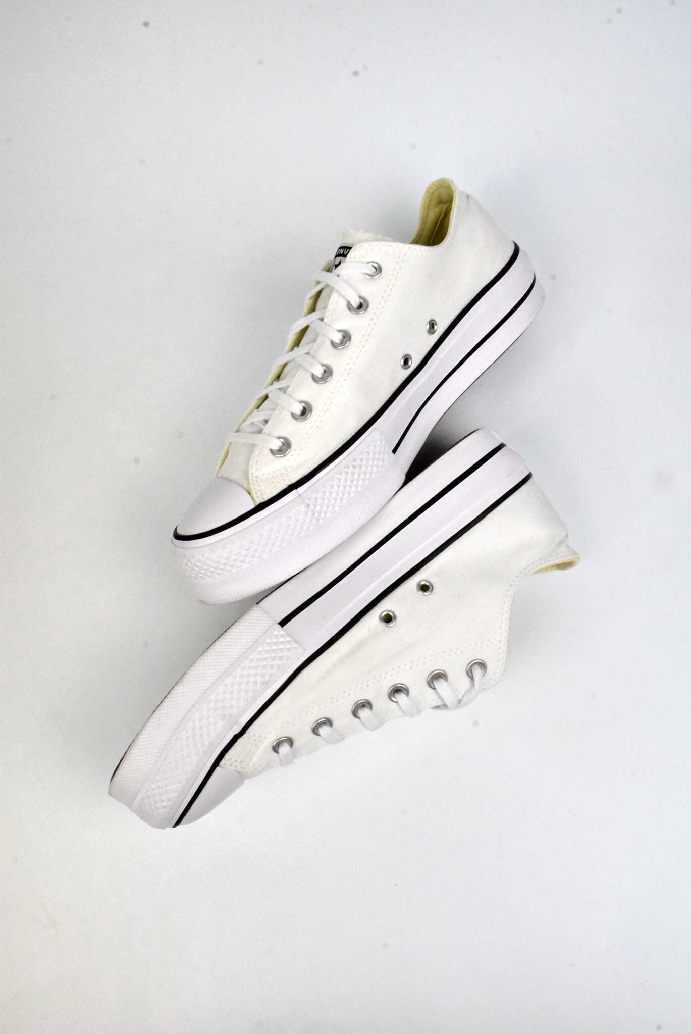 Converse Chuck Taylor Low White