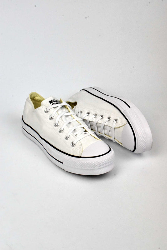 Converse Chuck Taylor Low White