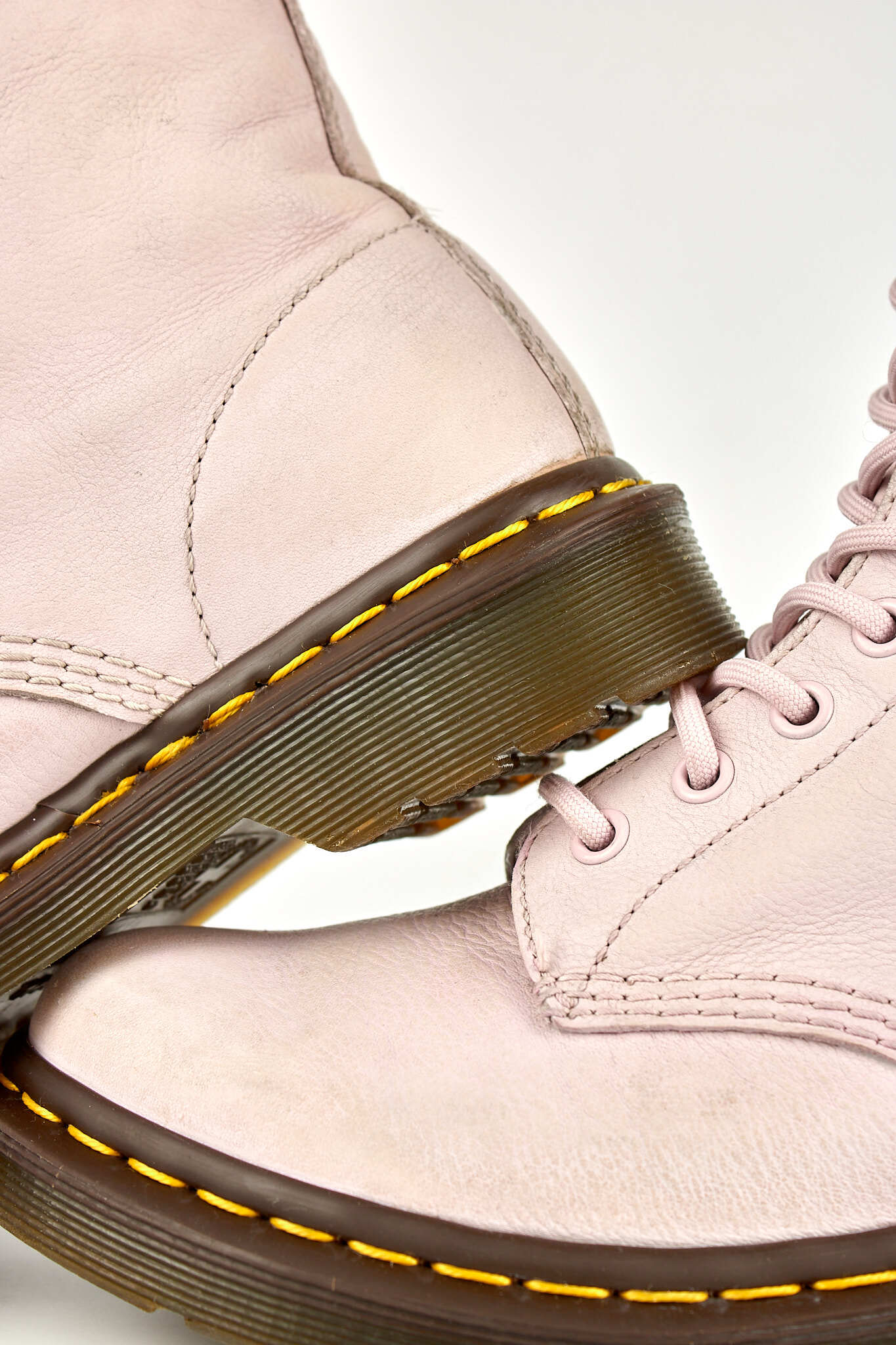 Dr. Martens 1460 Pascal Soft Leather Light Pink