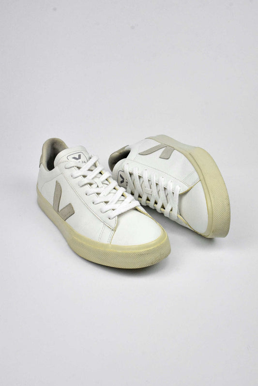 Veja Campo Leather