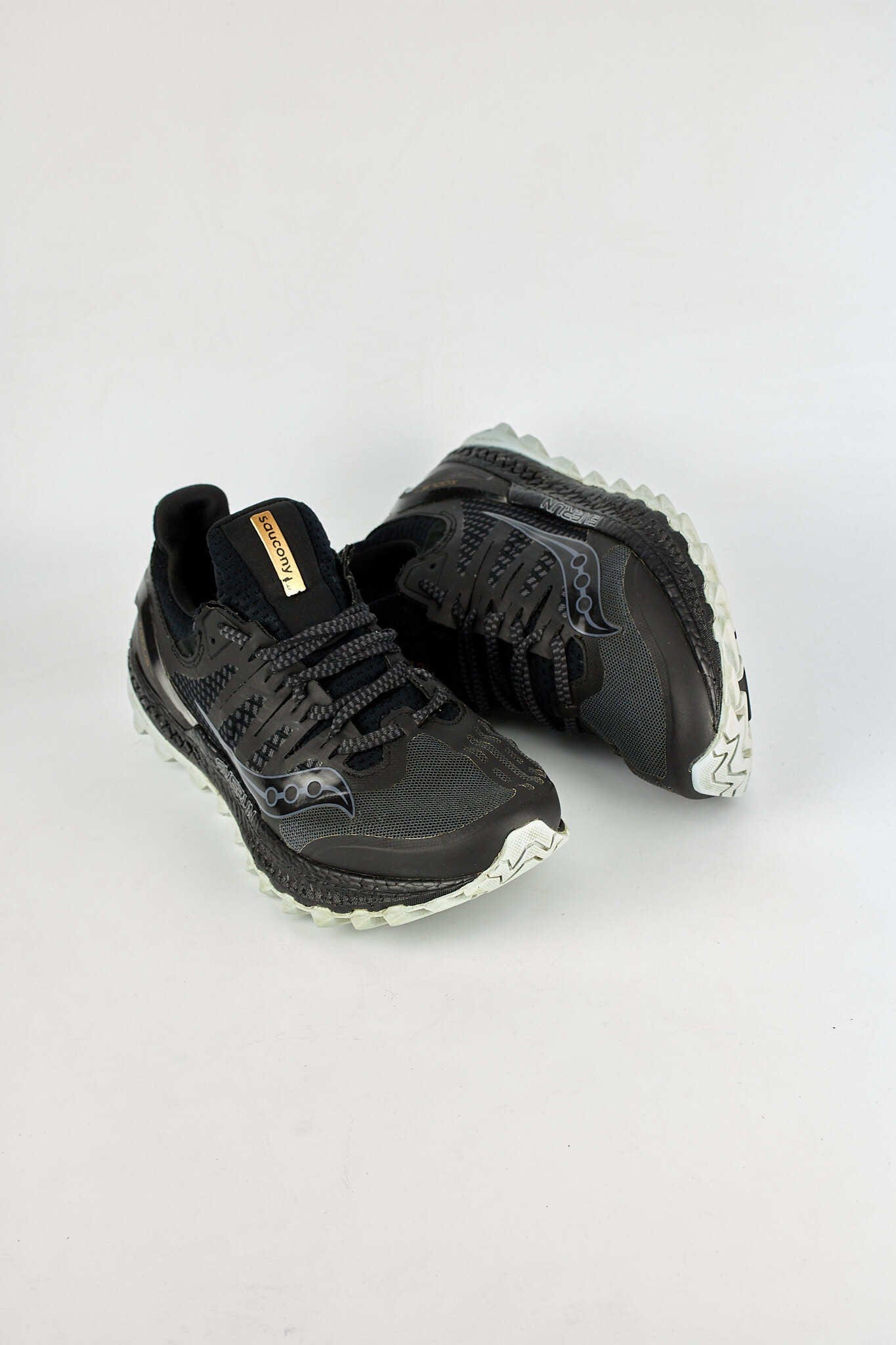 Saucony Xodus ISO 3 Low Black