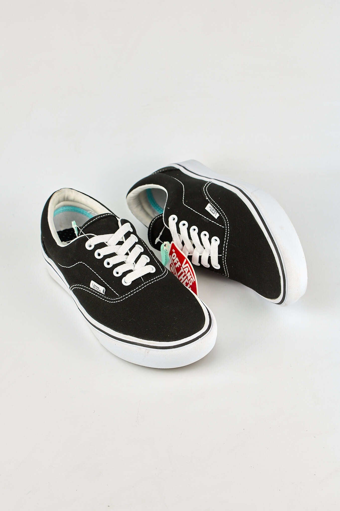 Vans Authentic Black Canvas Comfycush