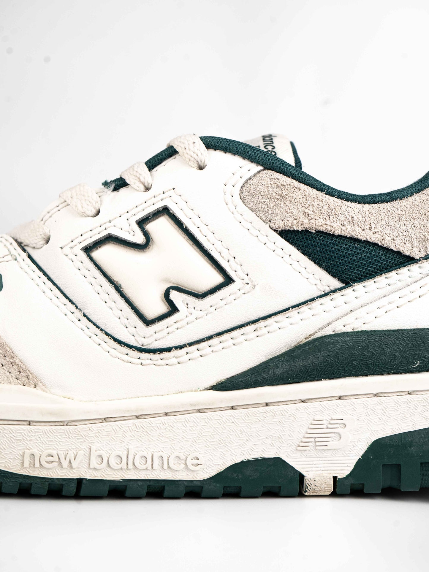 New Balance 550 Vintage White Teal