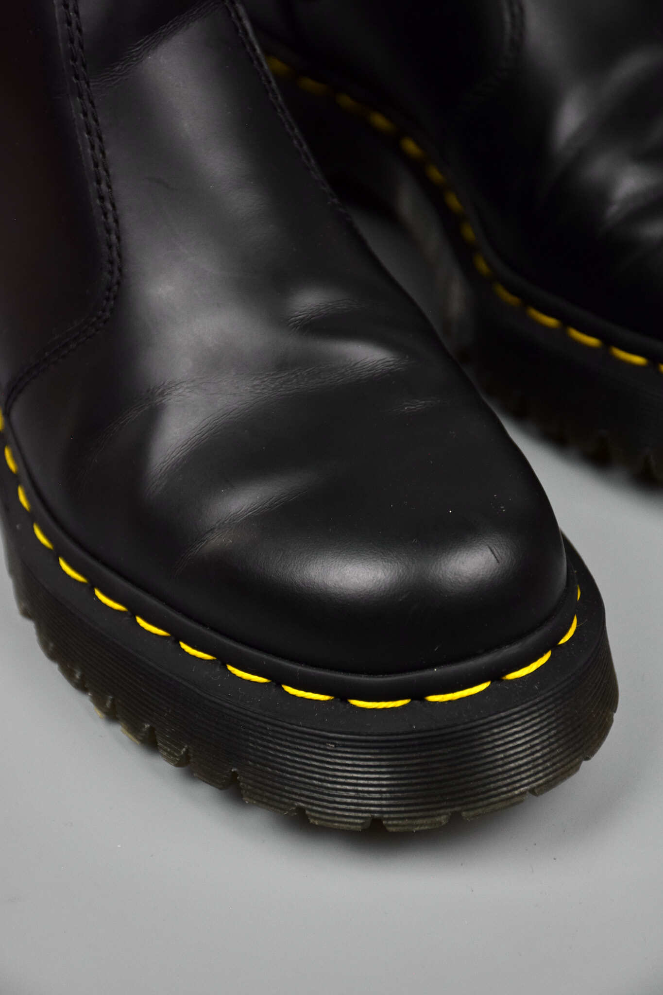 Dr. Martens Chelsea Platform Bex Black