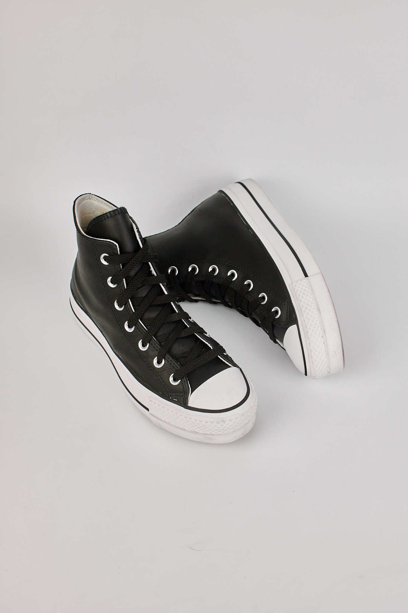 Converse Chuck Taylor Leather Black