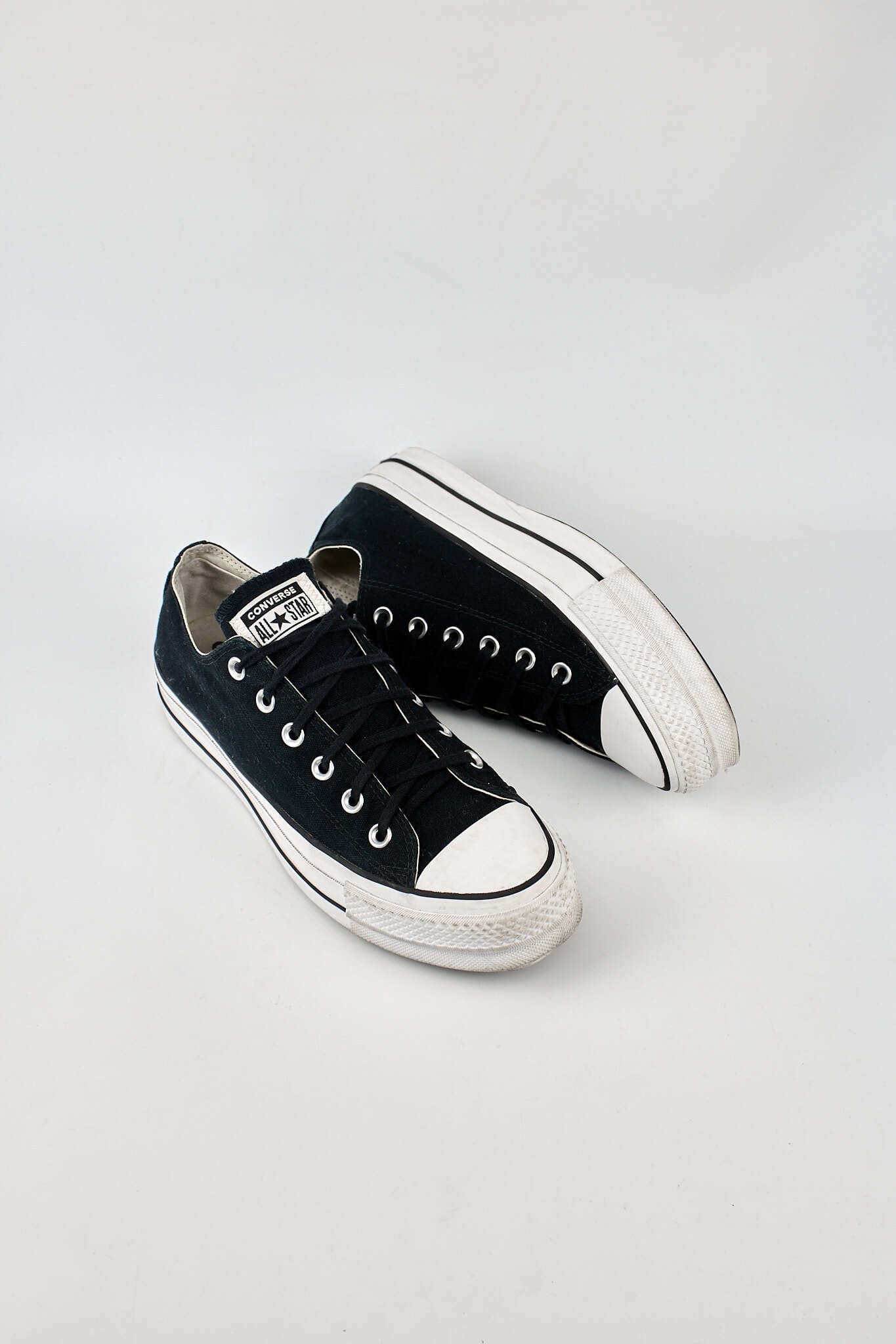 Converse Chuck Taylor Low Platform Black