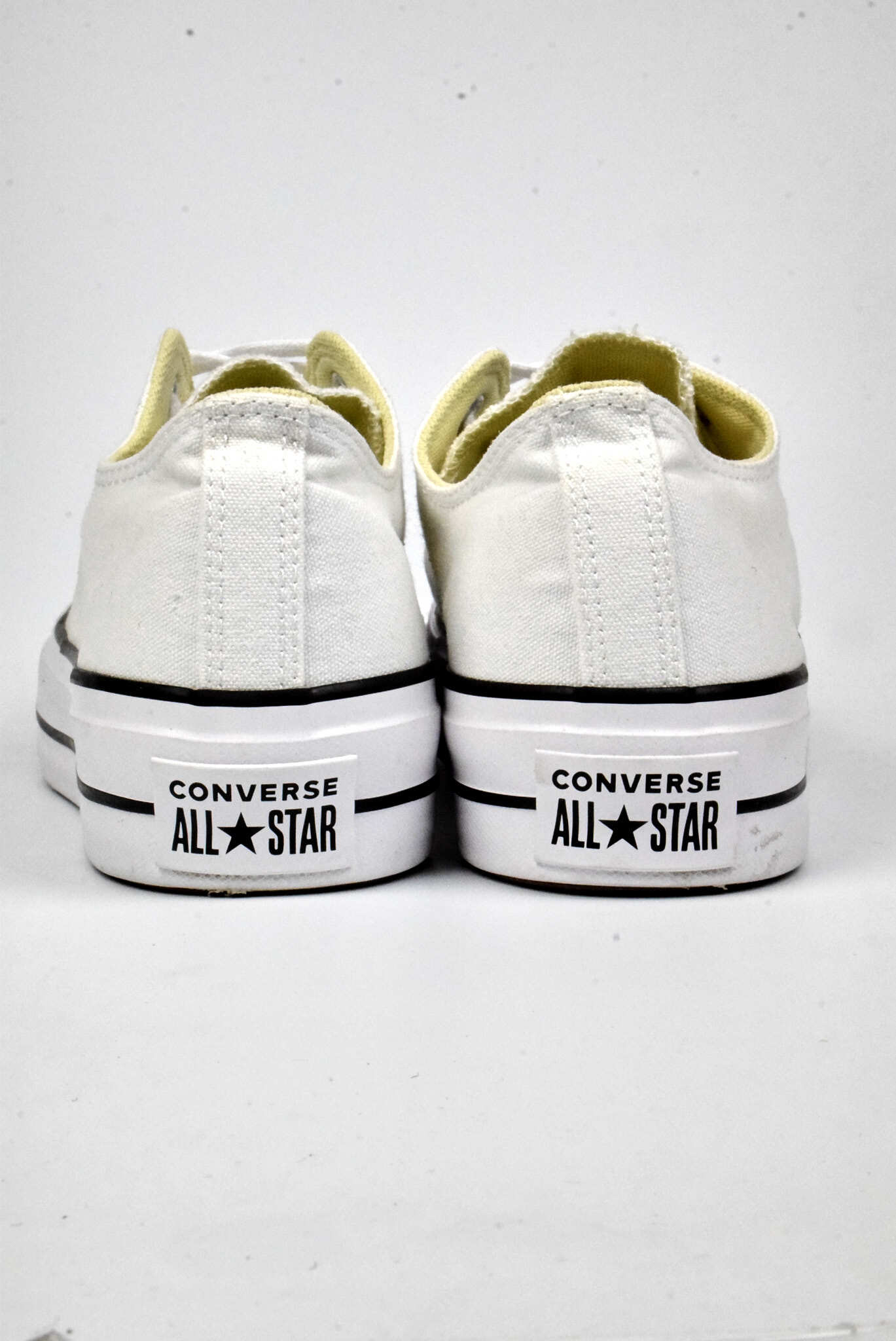 Converse Chuck Taylor Low White