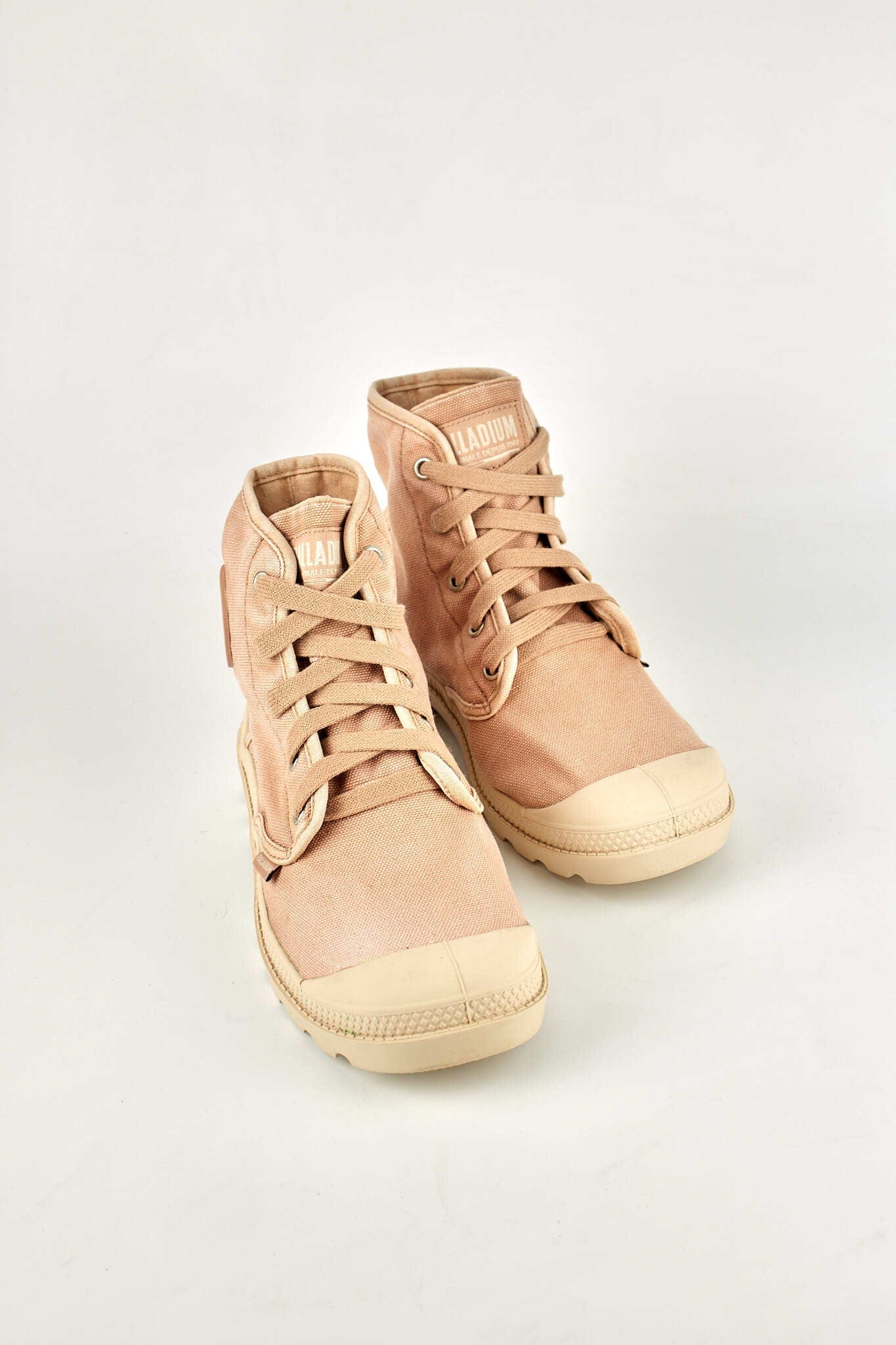 Palladium Pampa Hi Pink