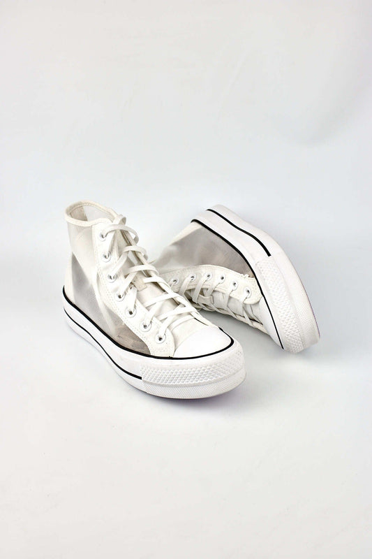 Converse Chuck Taylor Translucent Platform