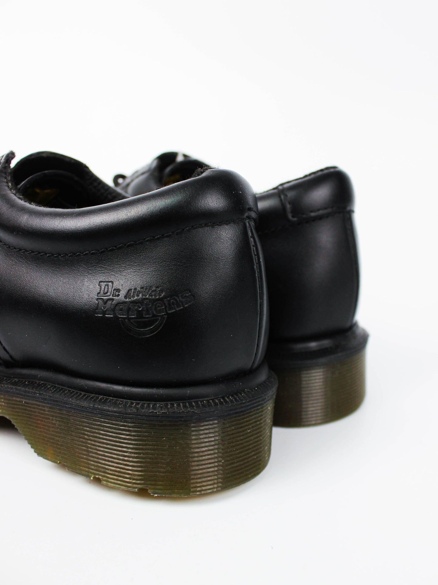 Dr. Martens Icon 2216 Steel Toe