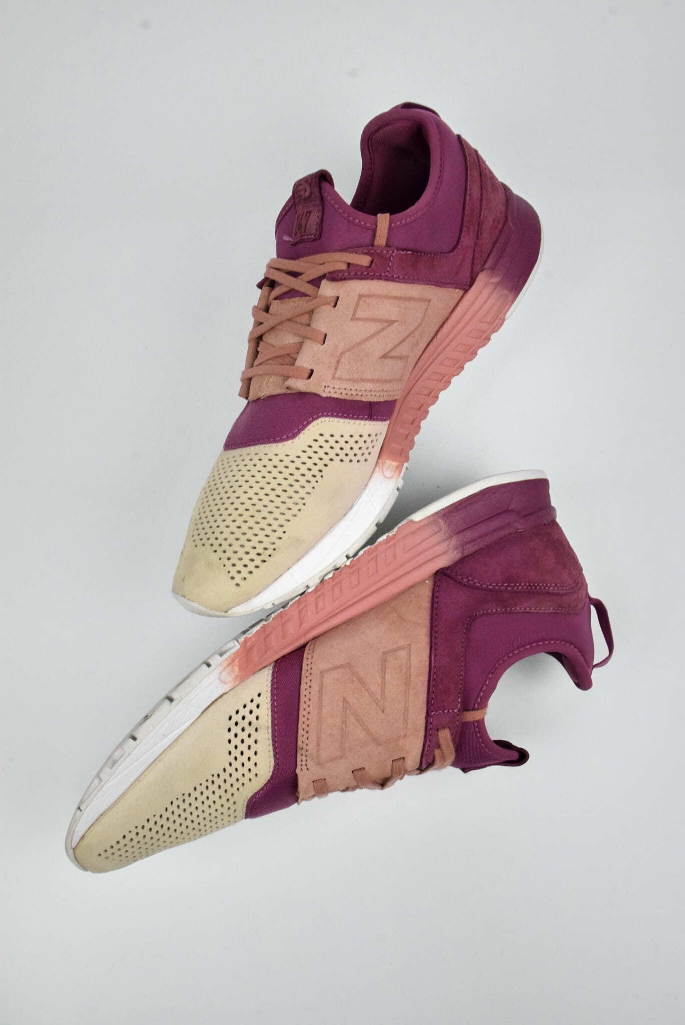 New Balance 247 Wolf Pink