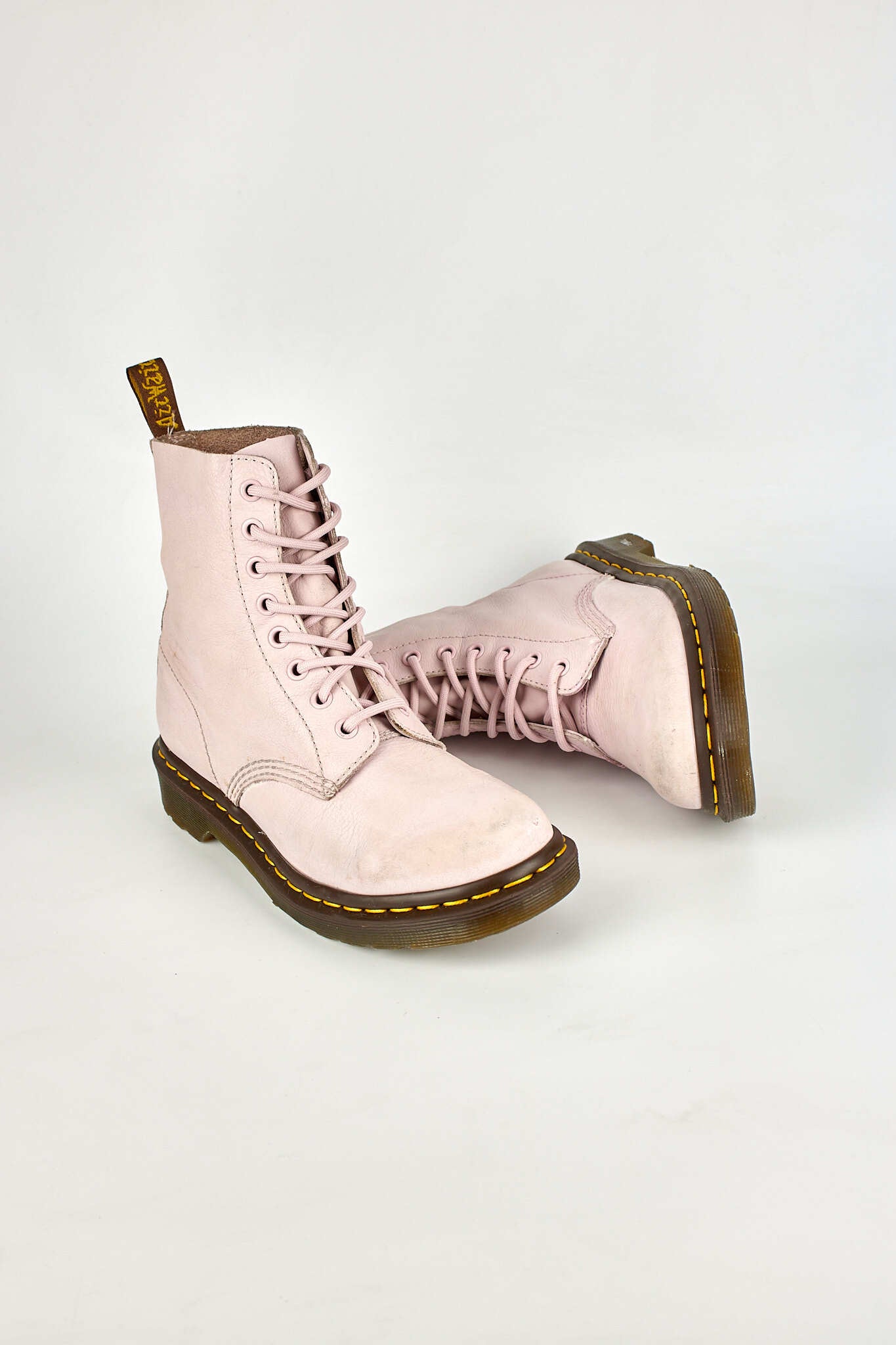 Dr. Martens 1460 Pascal Soft Leather Light Pink