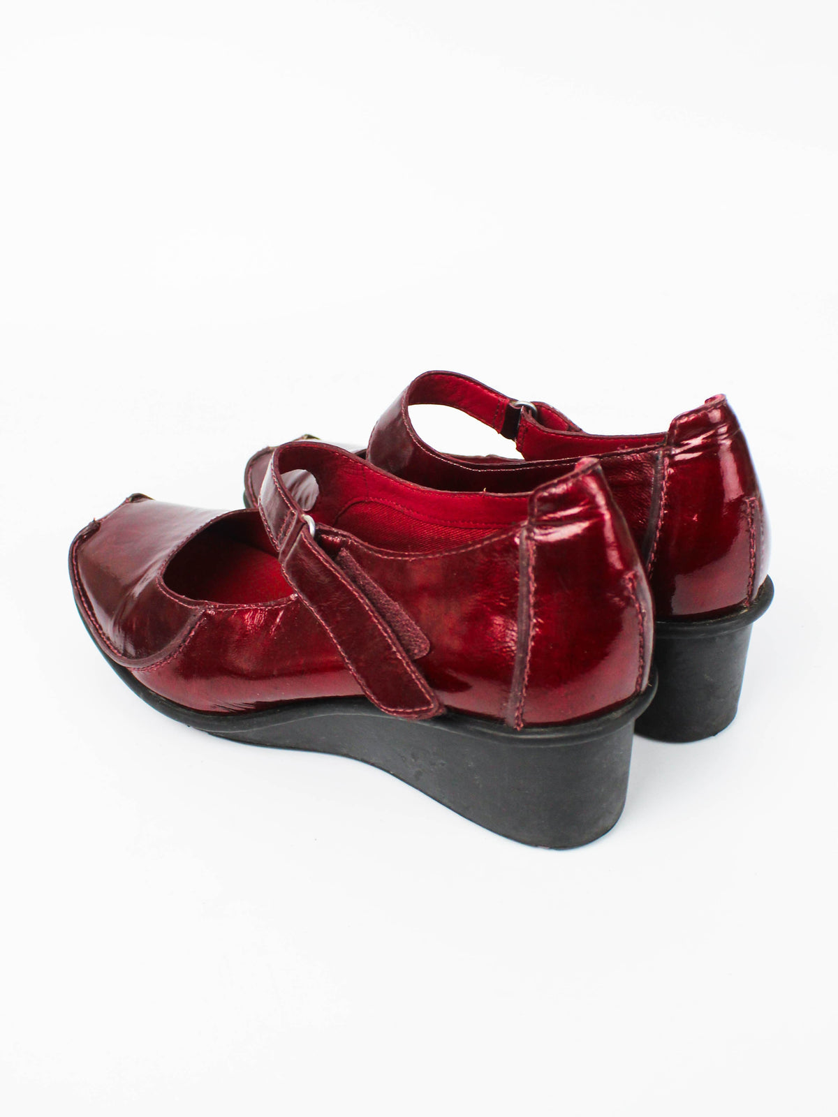 Vintage Clarks Burgundy Patent Mary Jane Wedges