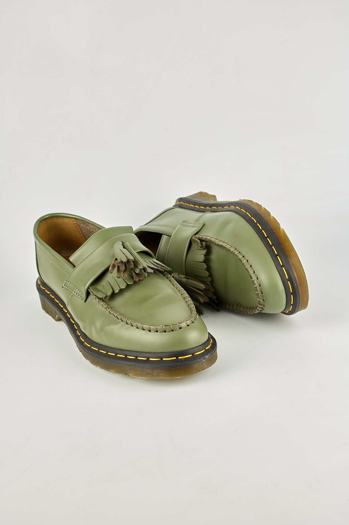 Dr. Martens Adrian Loafers Olive