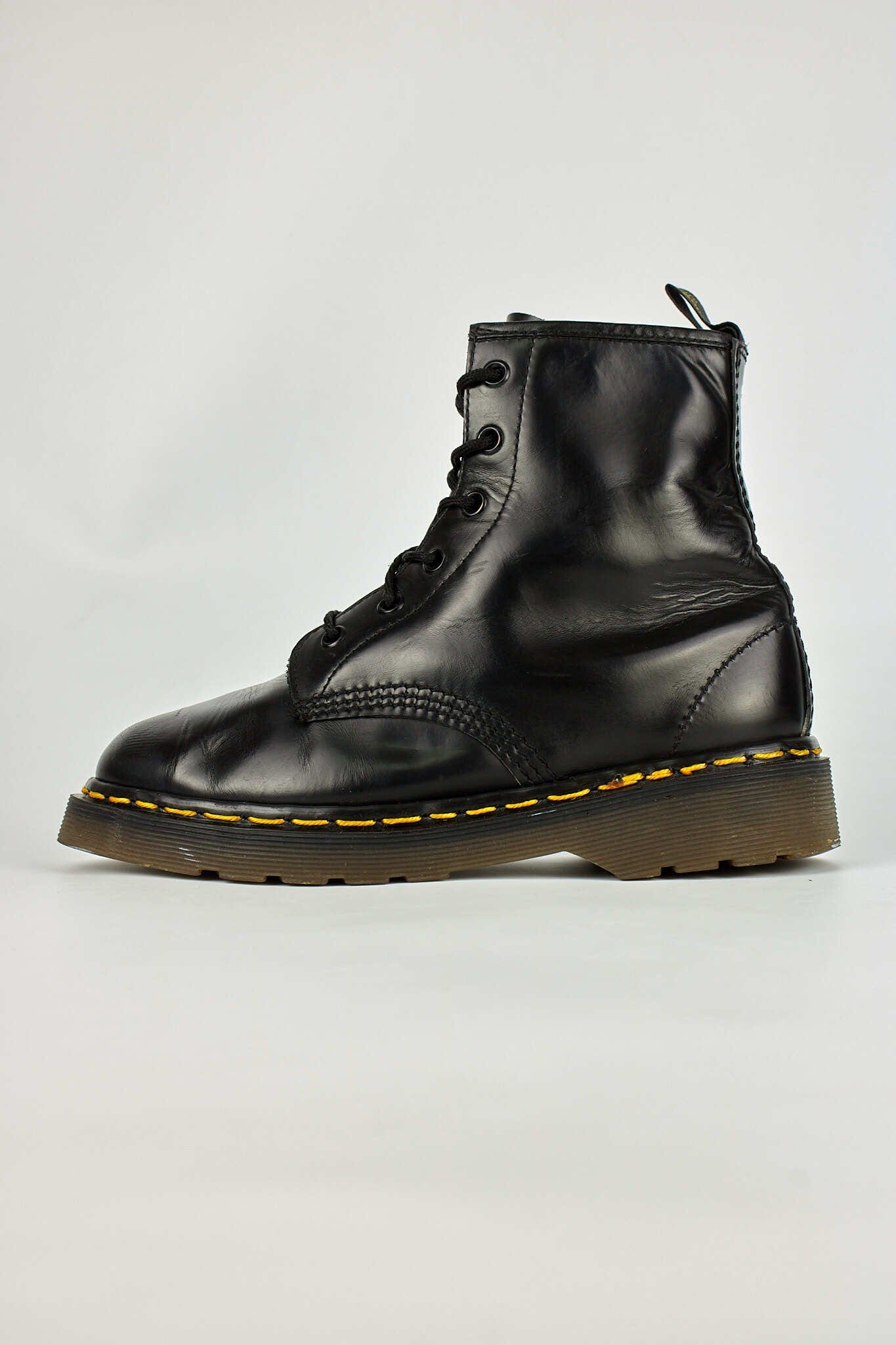 Dr. Martens 1460 6 Eyelets Smooth Black Made in England