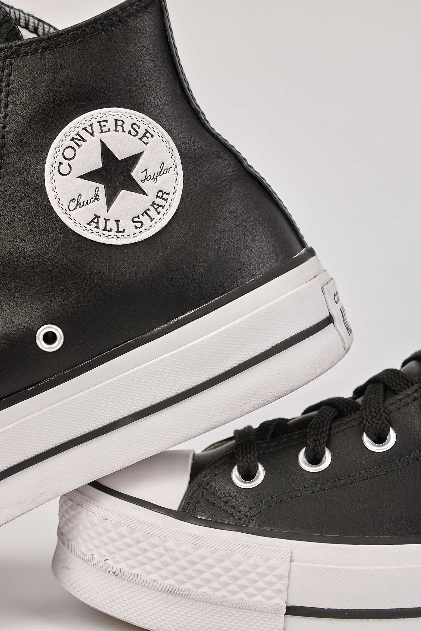 Converse Chuck Taylor Leather Black