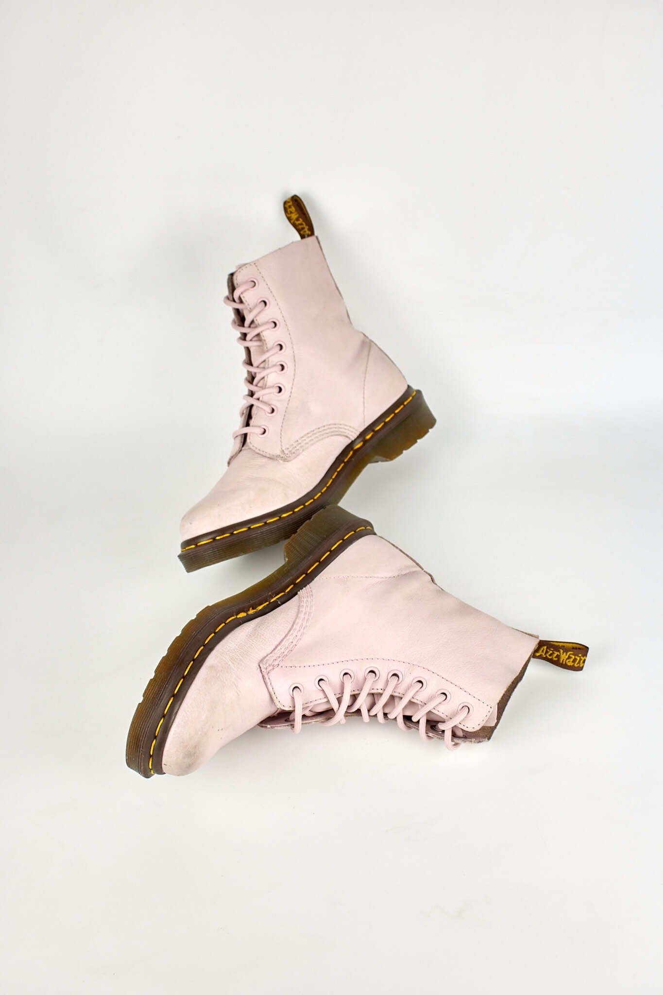 Dr. Martens 1460 Pascal Soft Leather Light Pink