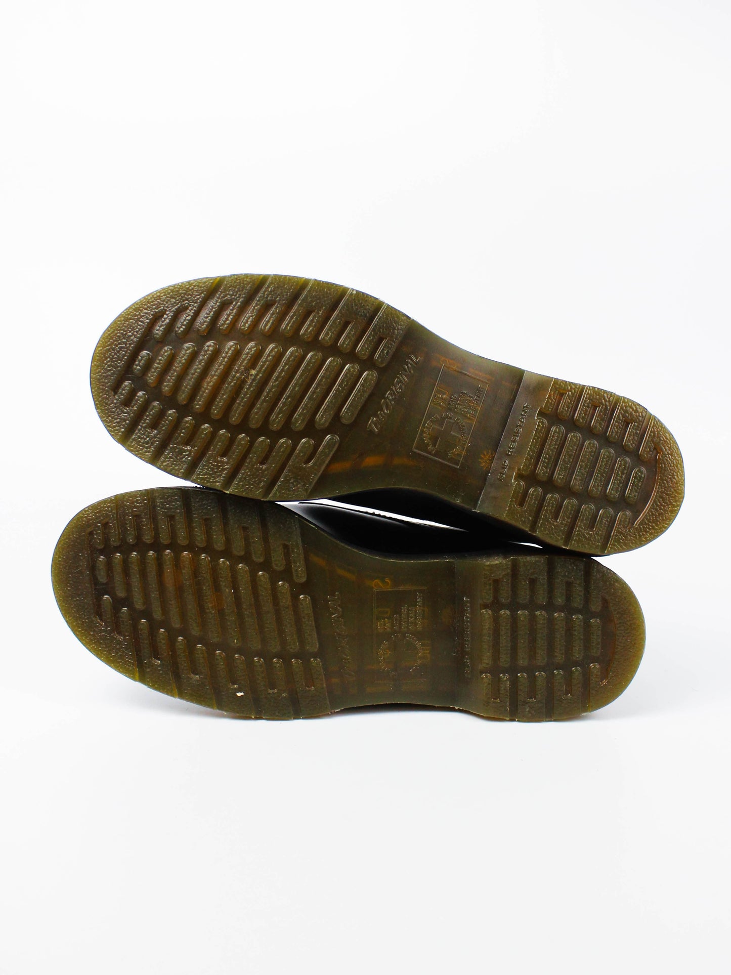 Dr. Martens Icon 2216 Steel Toe
