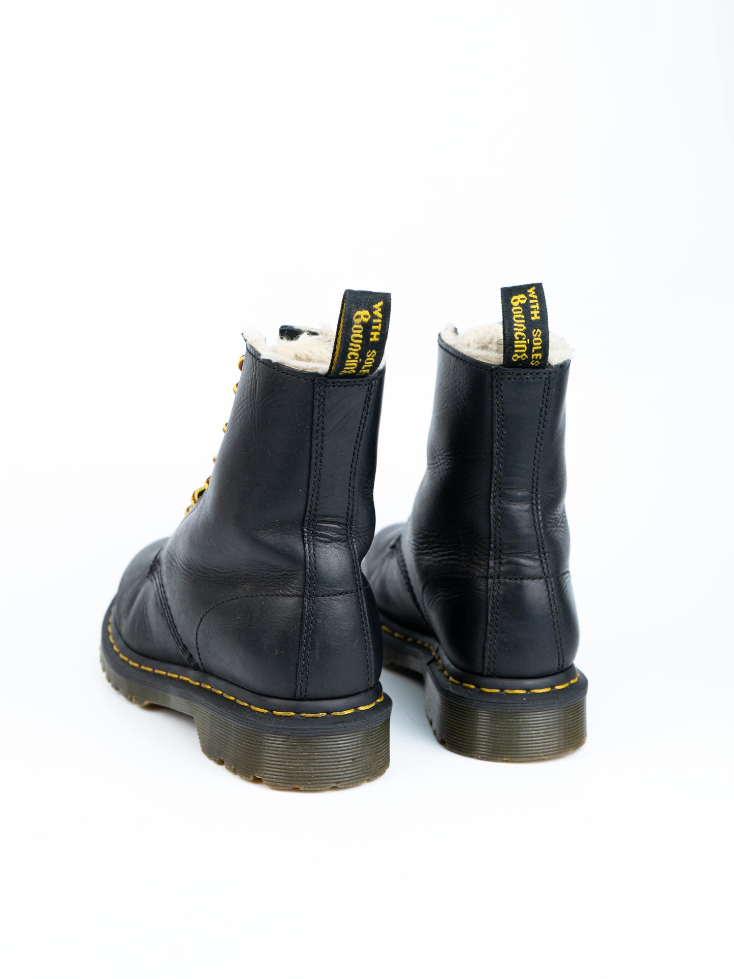 Dr. Martens Serena Black
