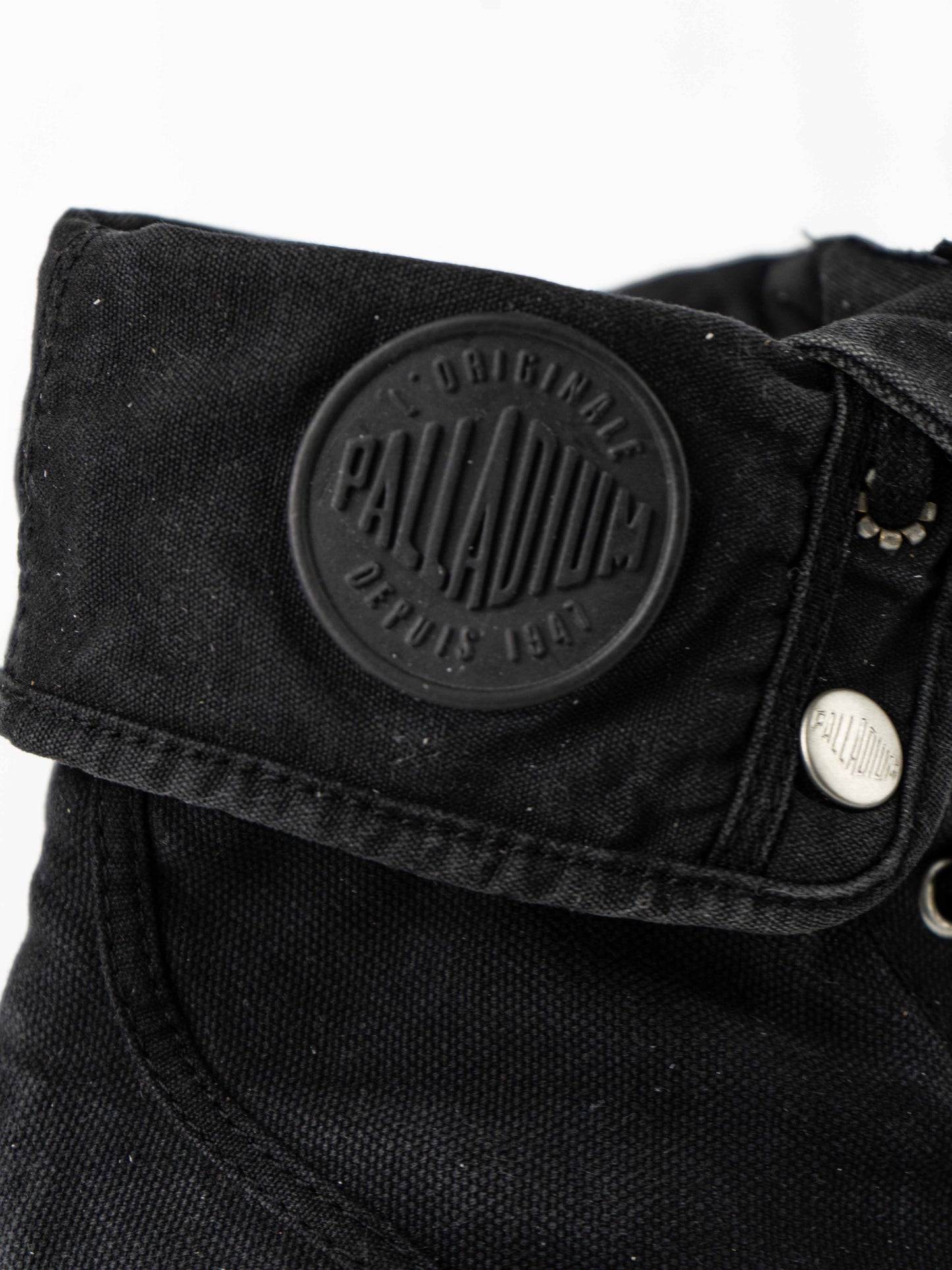 Palladium Baggy Black