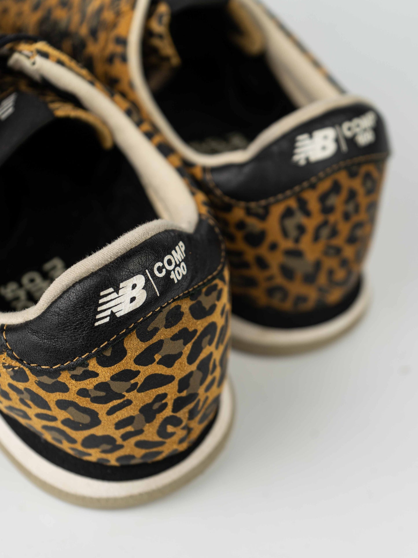 New Balance Comp 100 Leopard