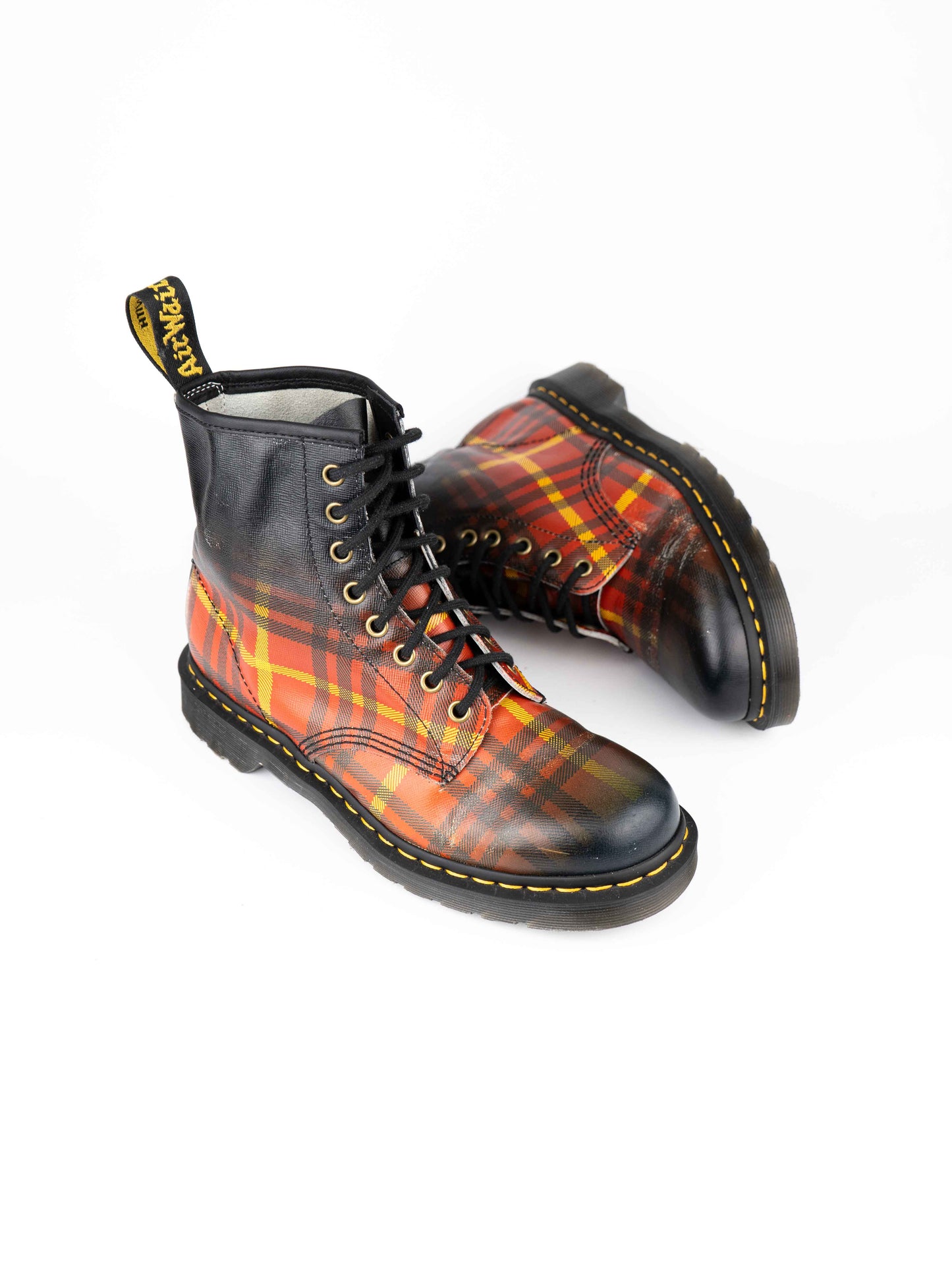 Dr. Martens 1460 Macmarten Tartan